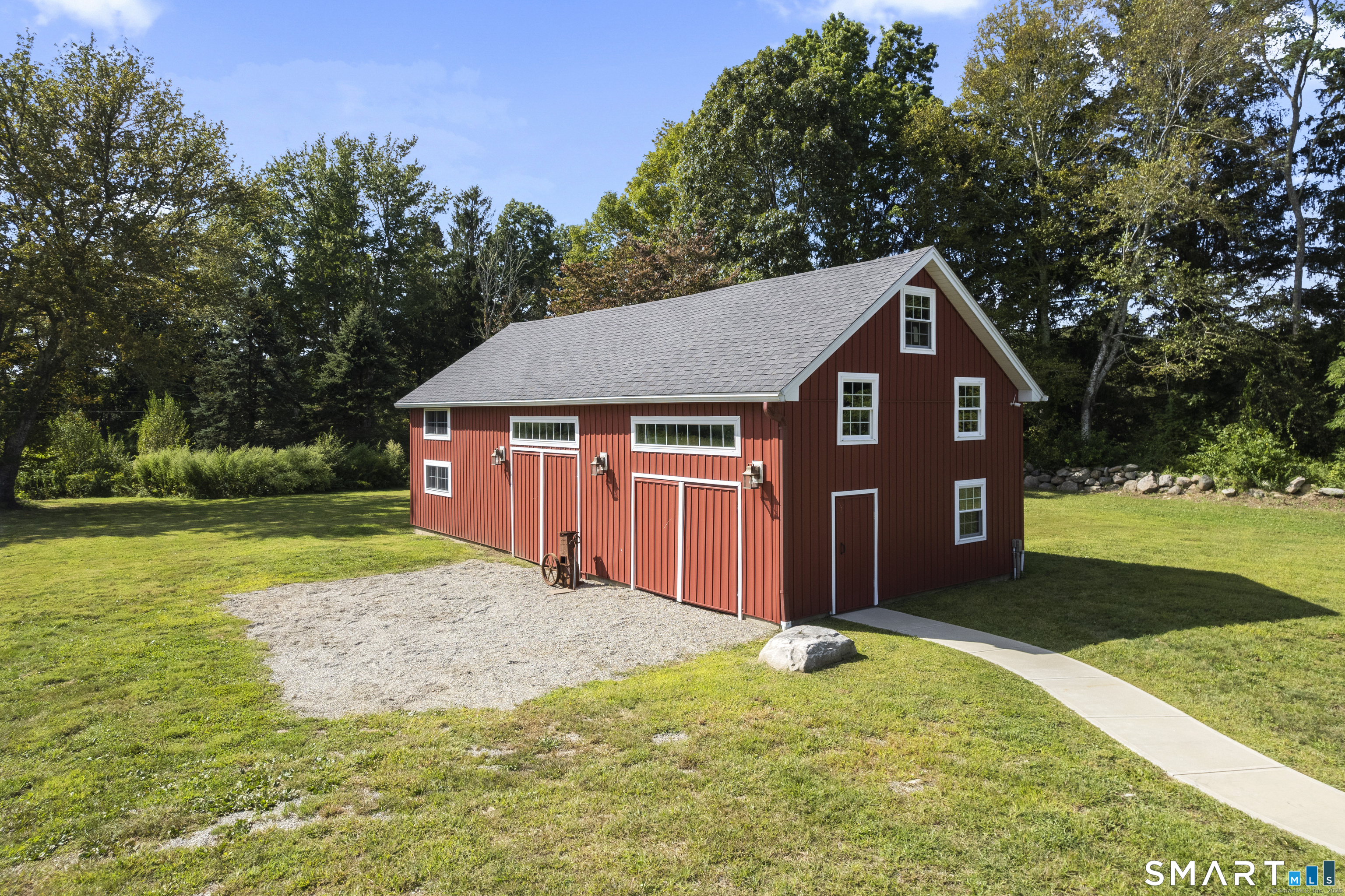 587 Taugwonk Road photo 37