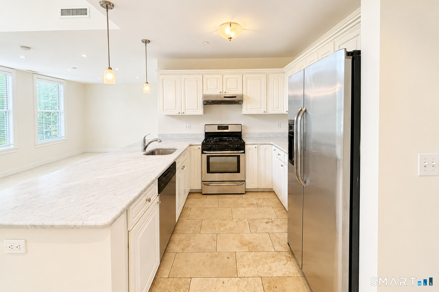 1015 Boston Post Road, Darien, Connecticut photo 2