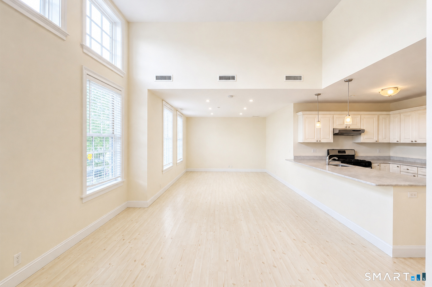 1015 Boston Post Road, Darien, Connecticut photo 3