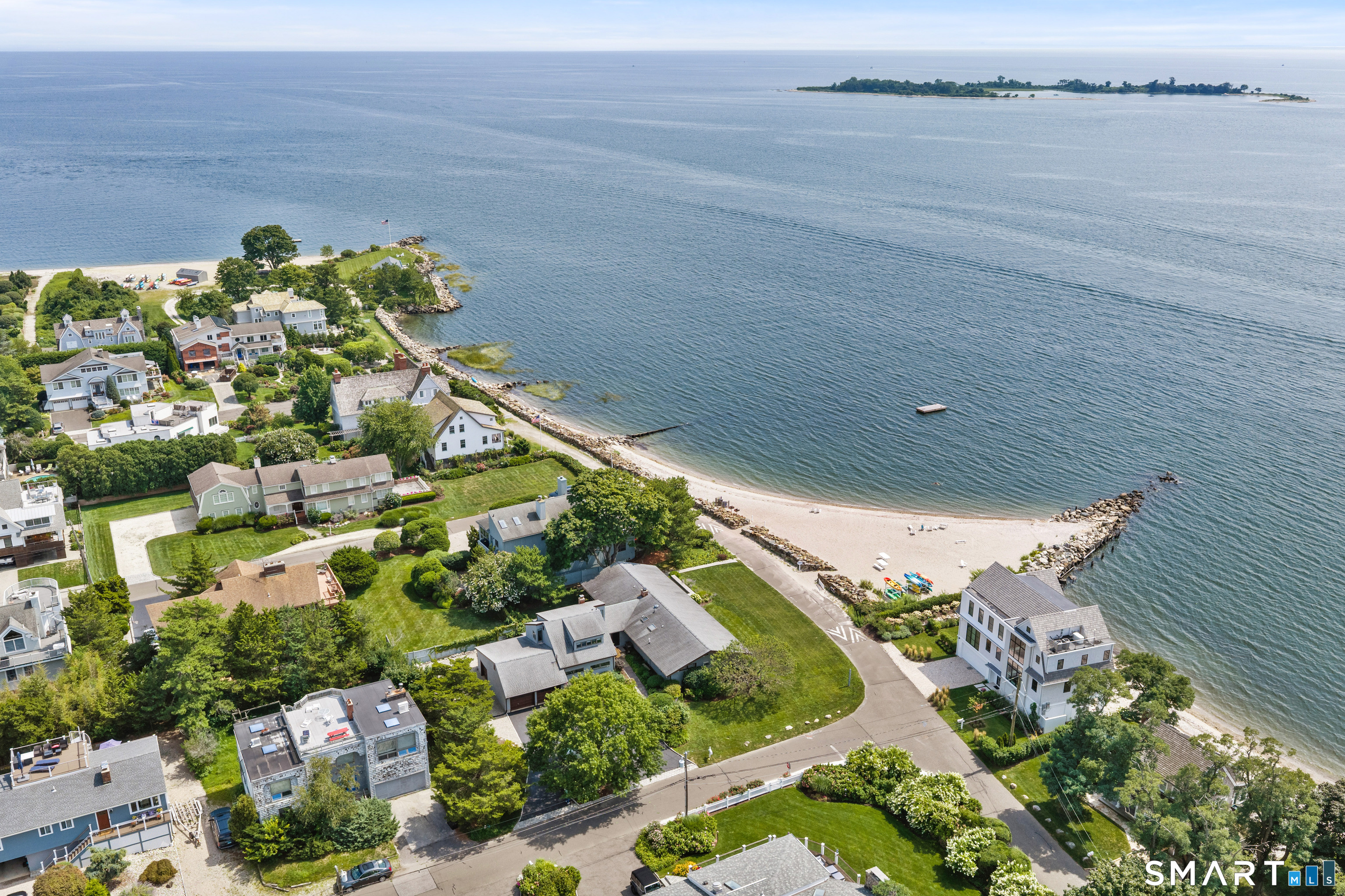 17 Cockenoe Drive, Westport, Connecticut photo 4