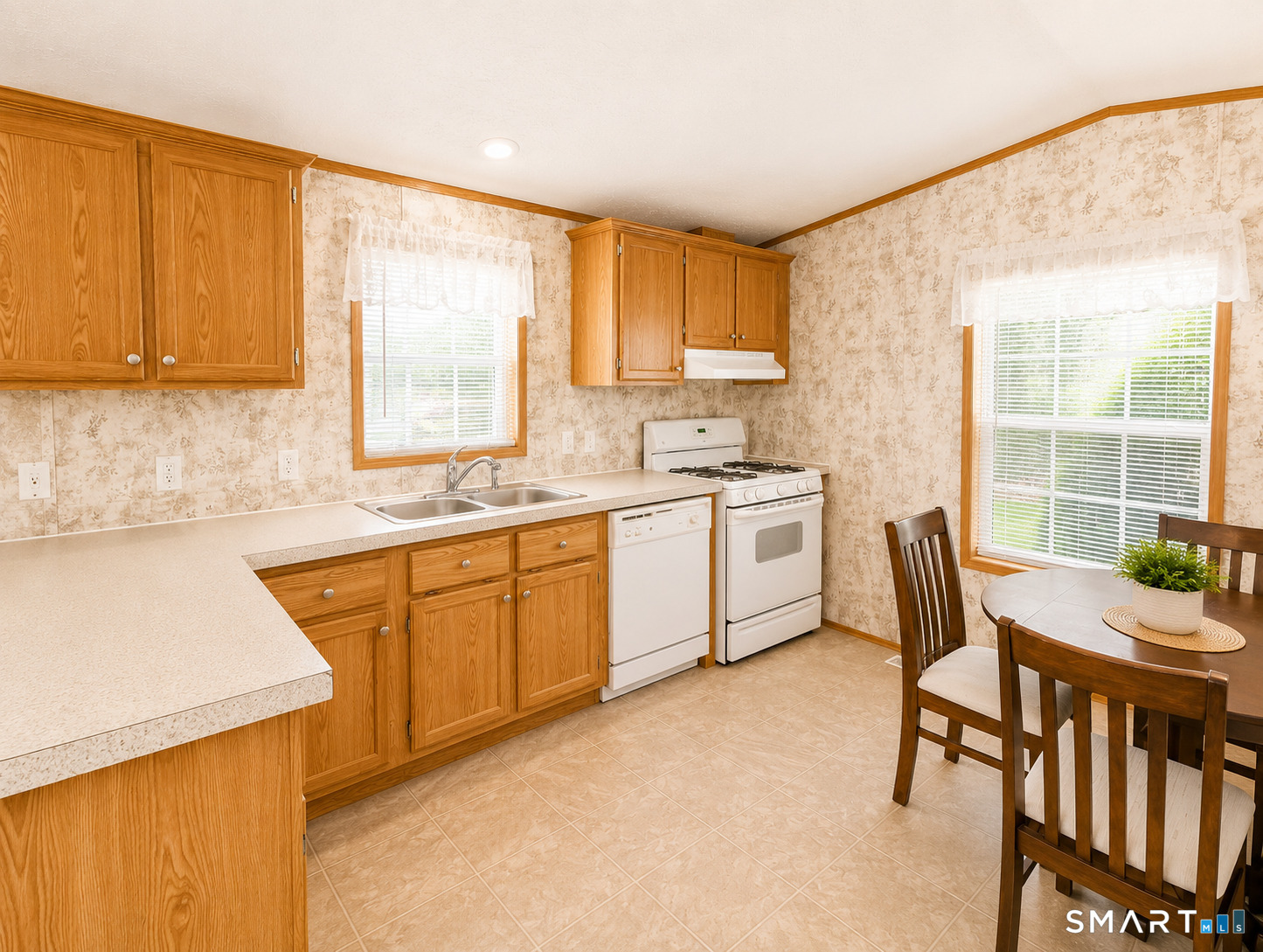 5th image of 1950 N Broad St #3, Meriden, CT 06450 | MLS# 24203632