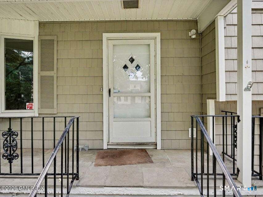 5 Raphael Place, Greenwich, Connecticut photo 3