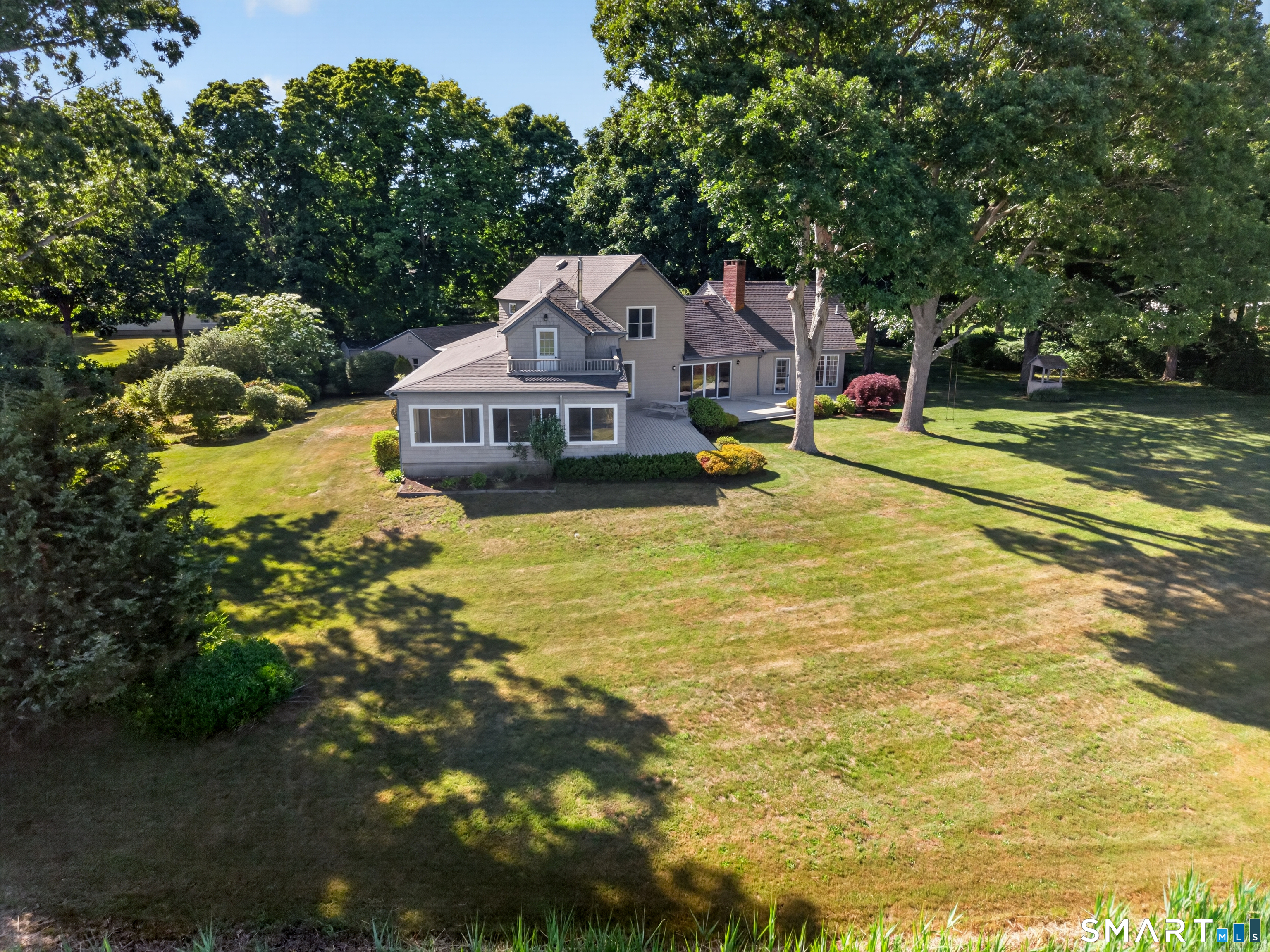 108 Maple Avenue photo 35