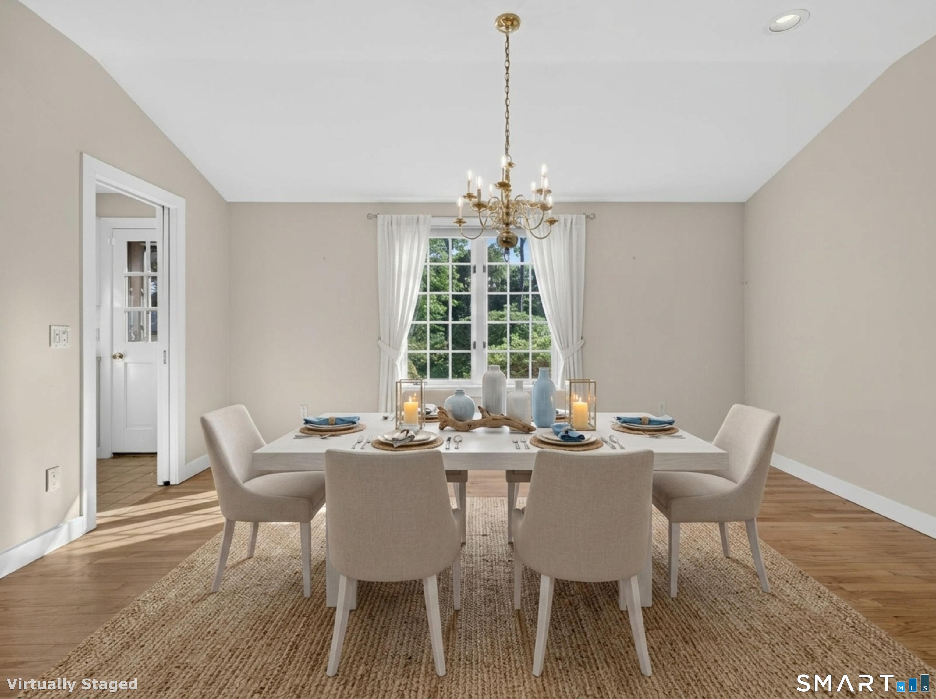 108 Maple Avenue photo 16