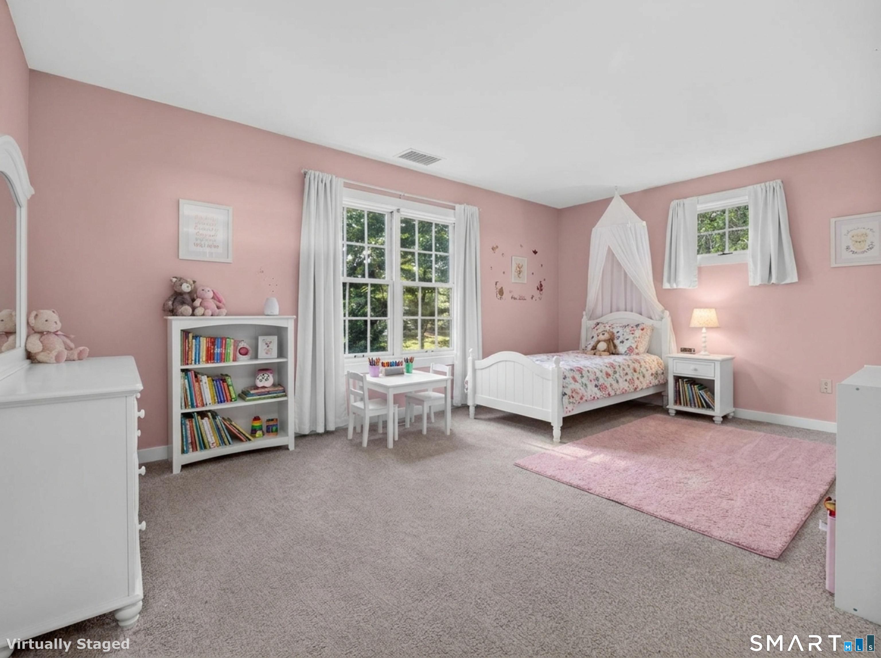 108 Maple Avenue photo 34