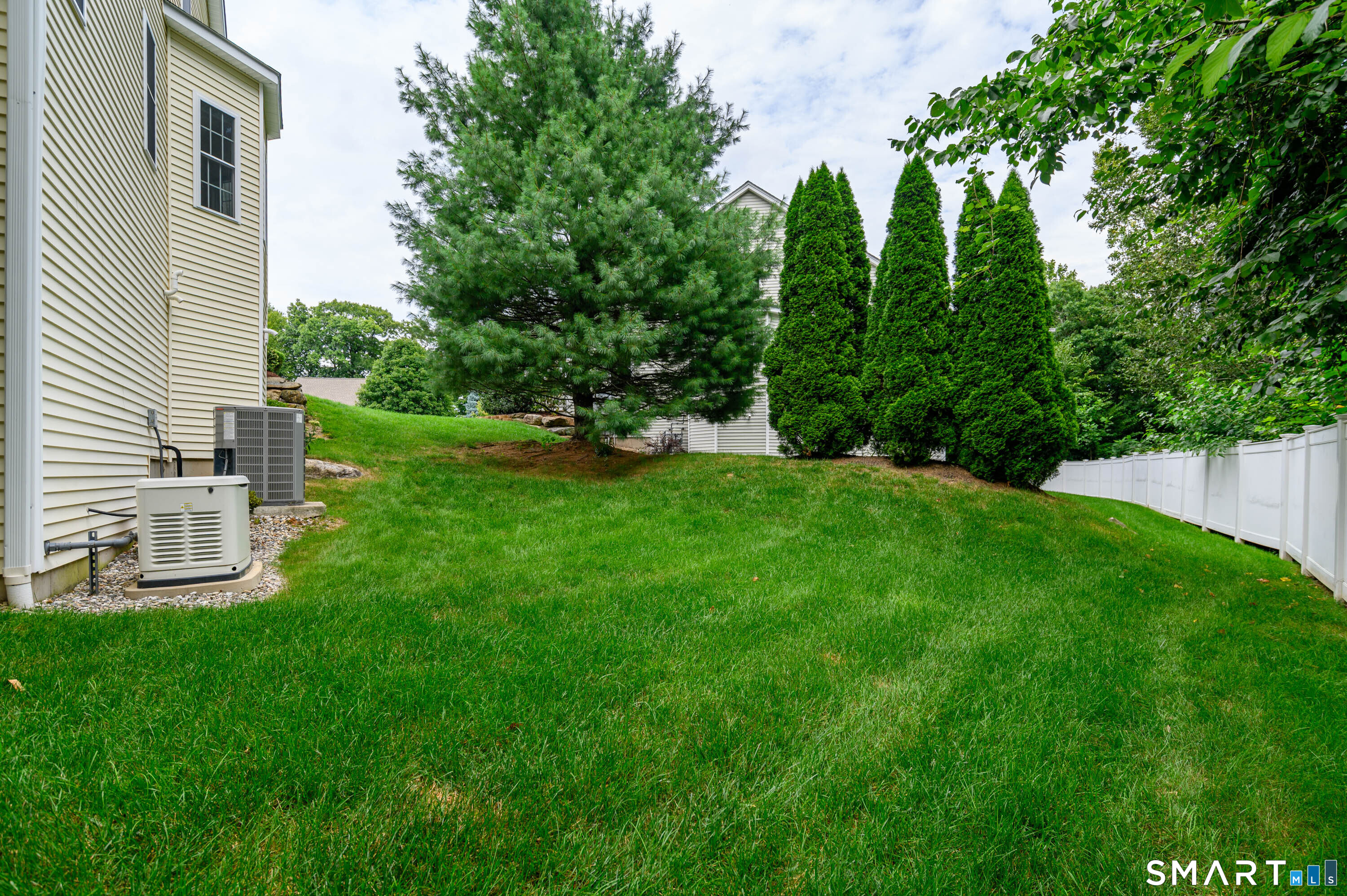188 Eastwood Drive Unit #188 photo 37