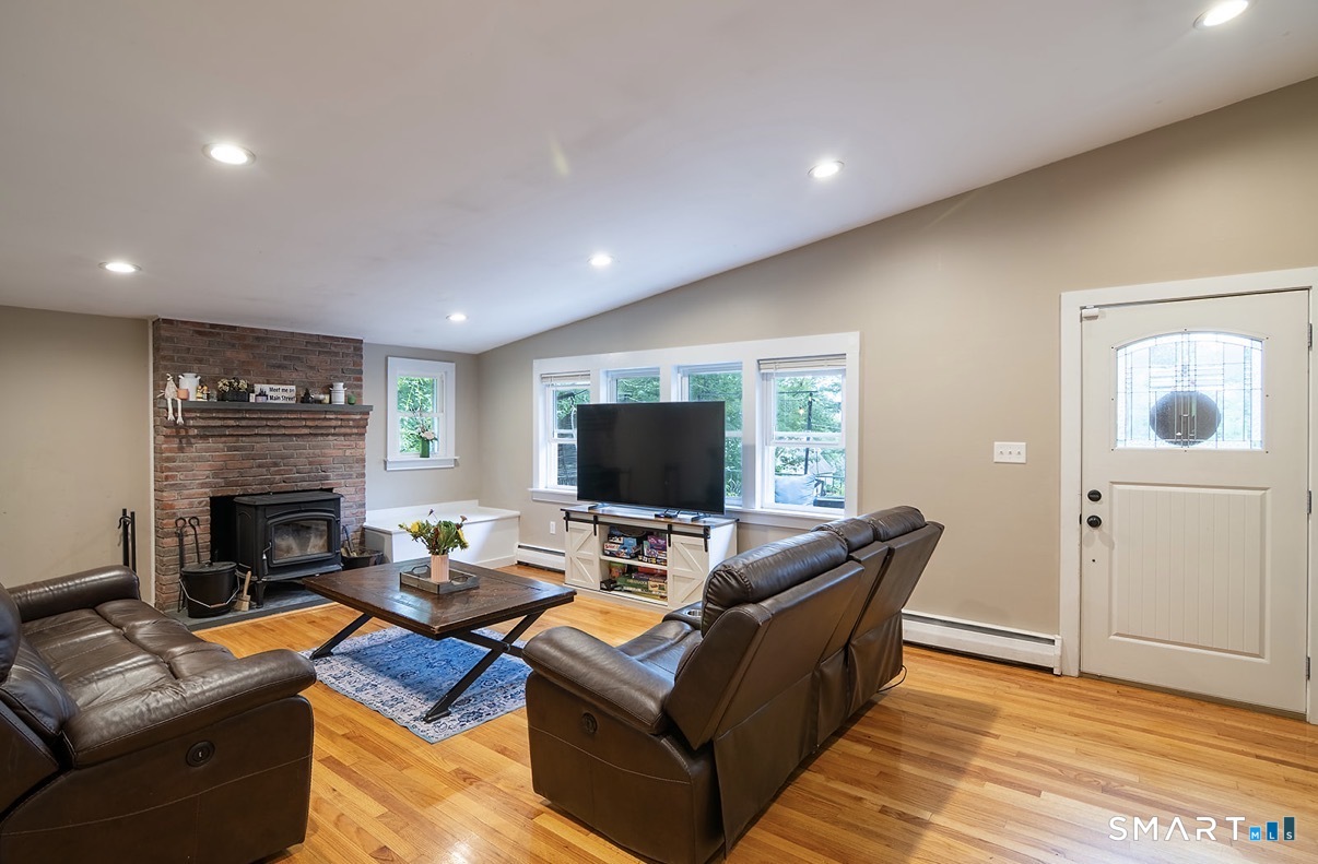 Photo 4 of Single family home for sale at 686 Squaw Rock Rd, Moosup, CT 06354 | MLS# 24200772 | Listing updated on 2026-09-14