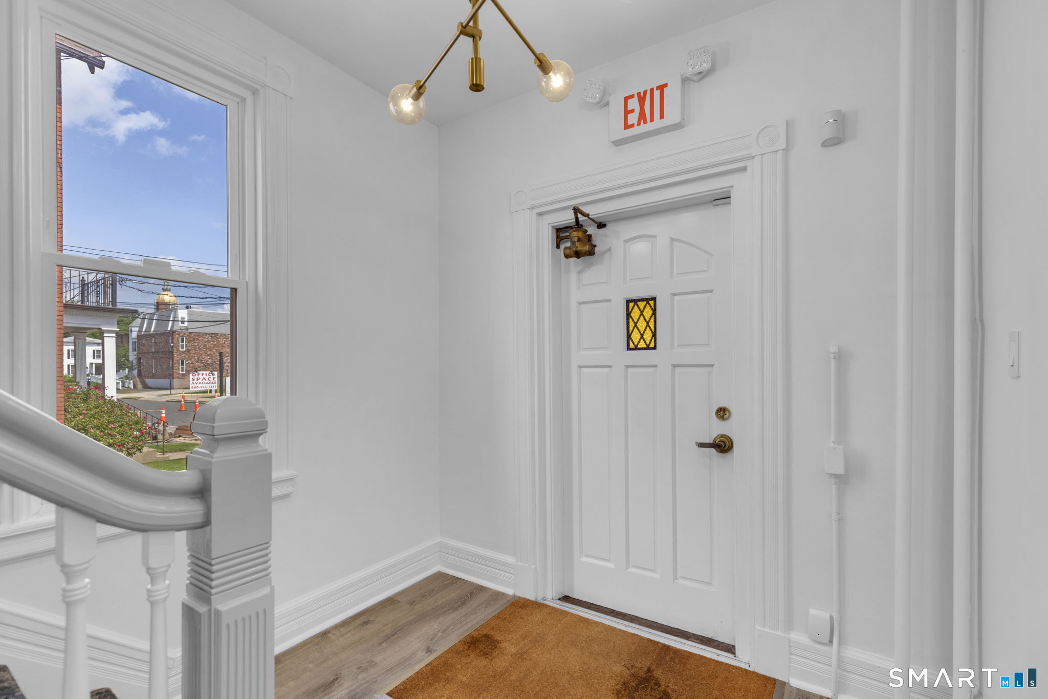 107 Oak Street photo 11