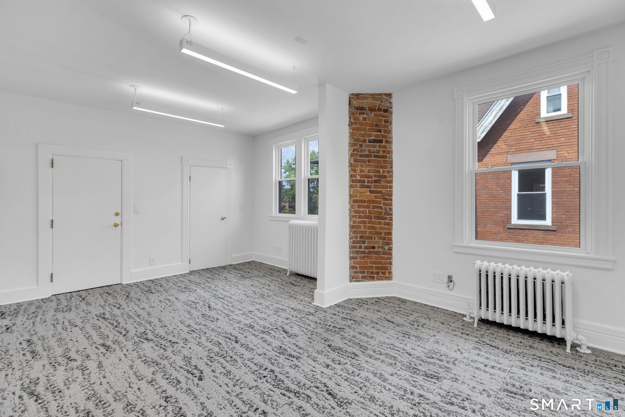 107 Oak Street photo 13