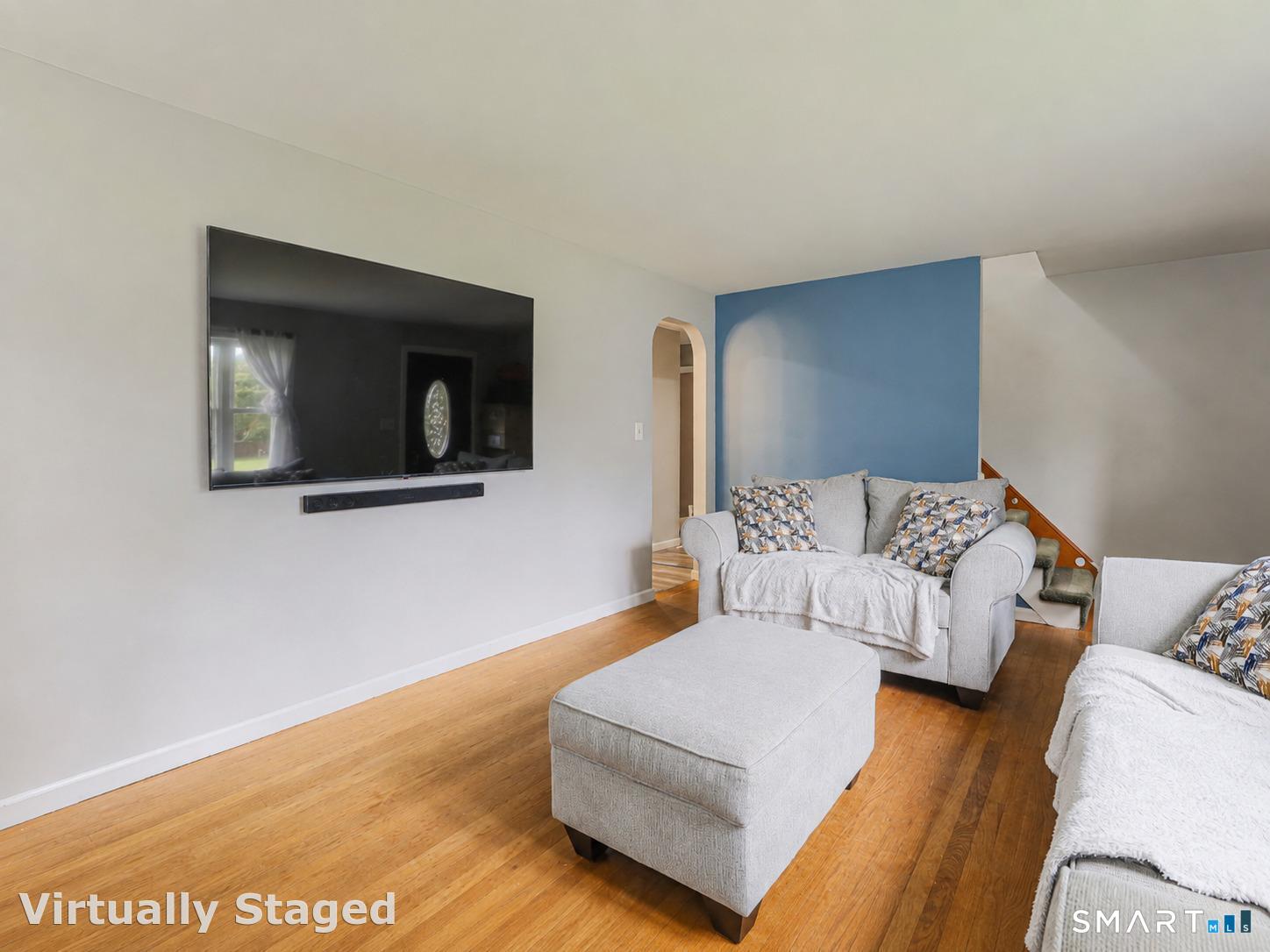 501 Paddock Avenue photo 8