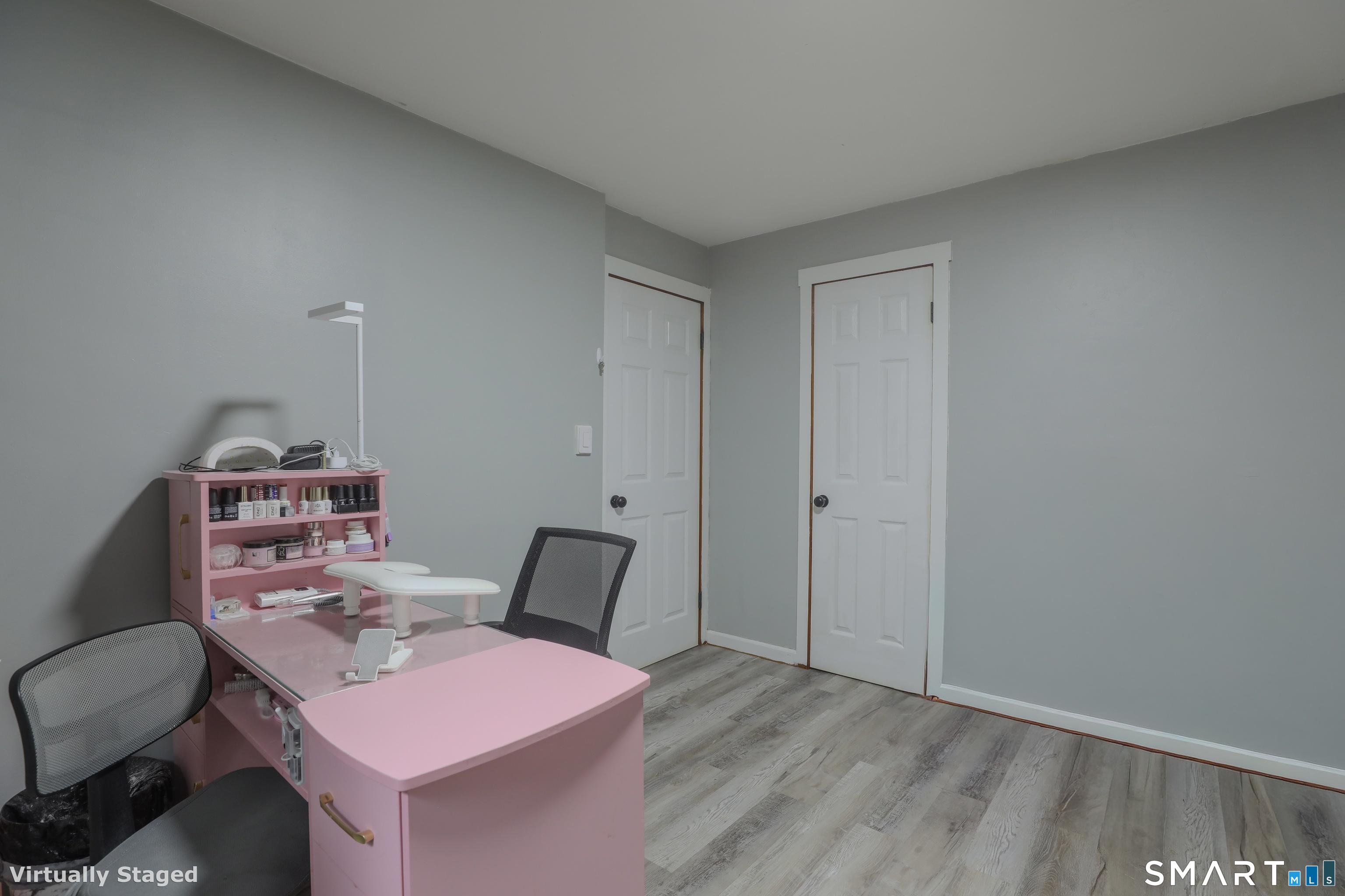 501 Paddock Avenue photo 14