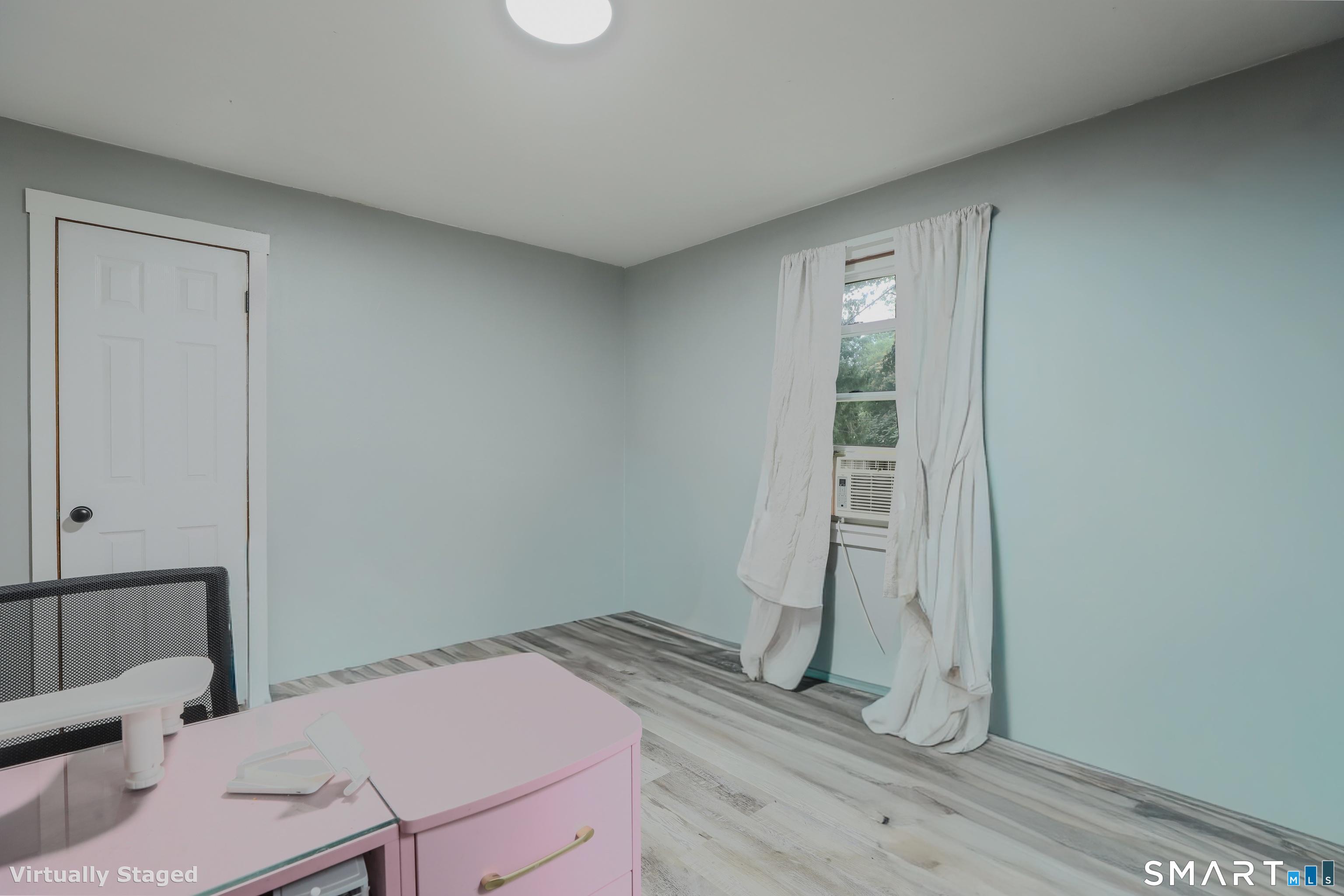 501 Paddock Avenue photo 12