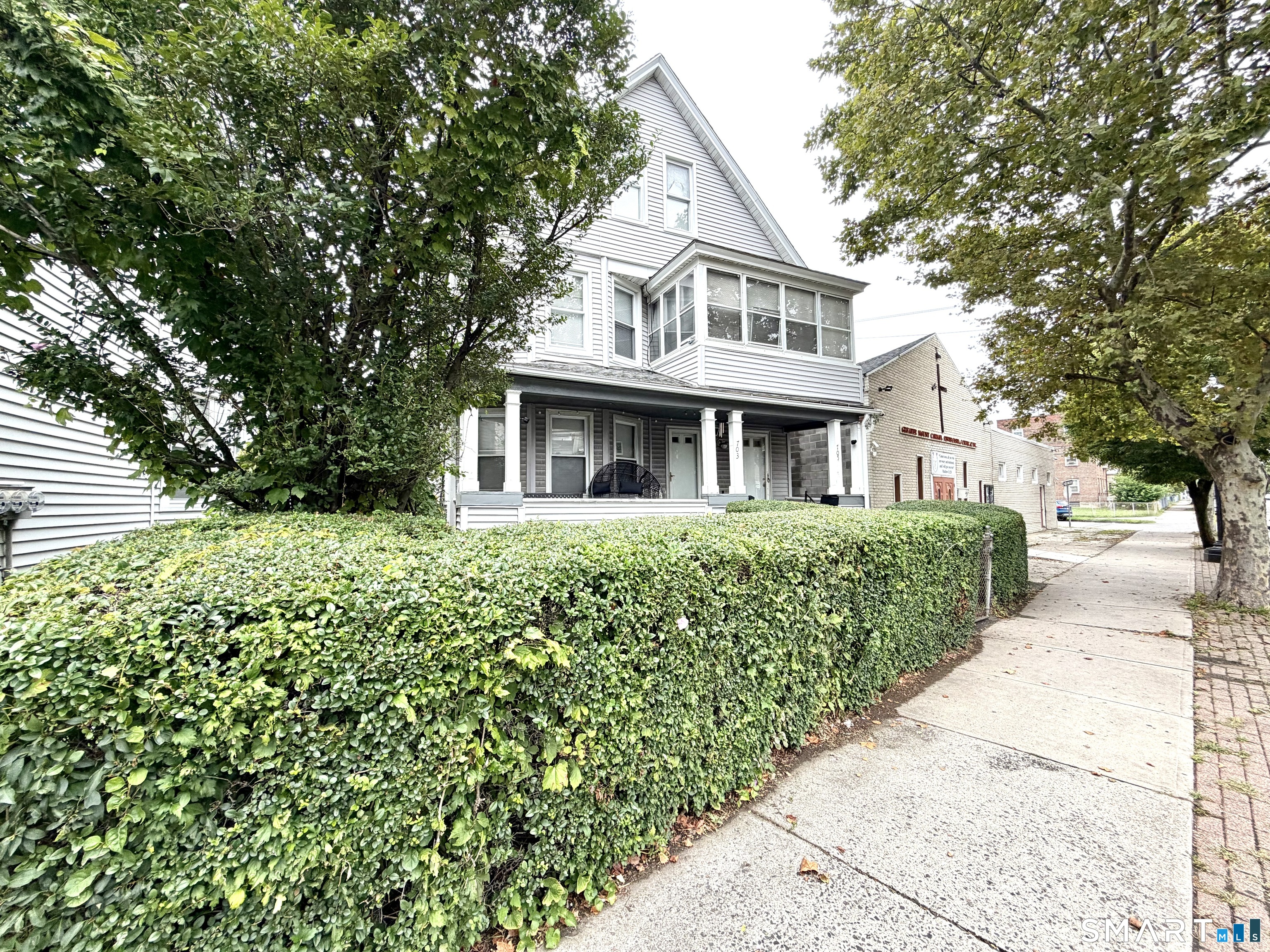 Photo 2 of Multi family home for sale at 703 705 Connecticut Ave, Bridgeport, CT 06607 | MLS# 24196161 | Listing updated on 2026-09-01