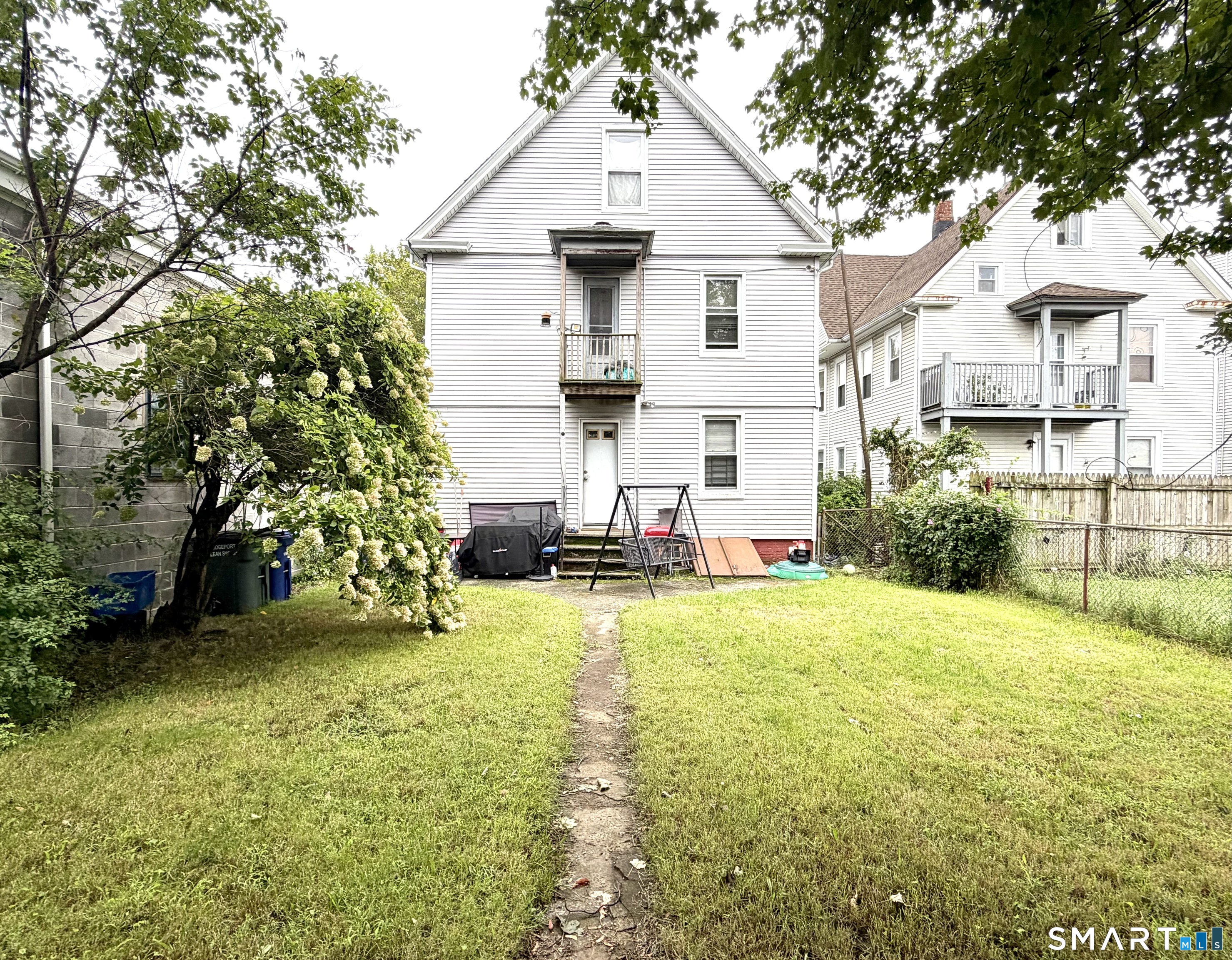 Photo 4 of House for sale at 703-705 Connecticut Ave, Bridgeport, CT 06607 | MLS# 24196161 | Listing updated on 2026-09-01
