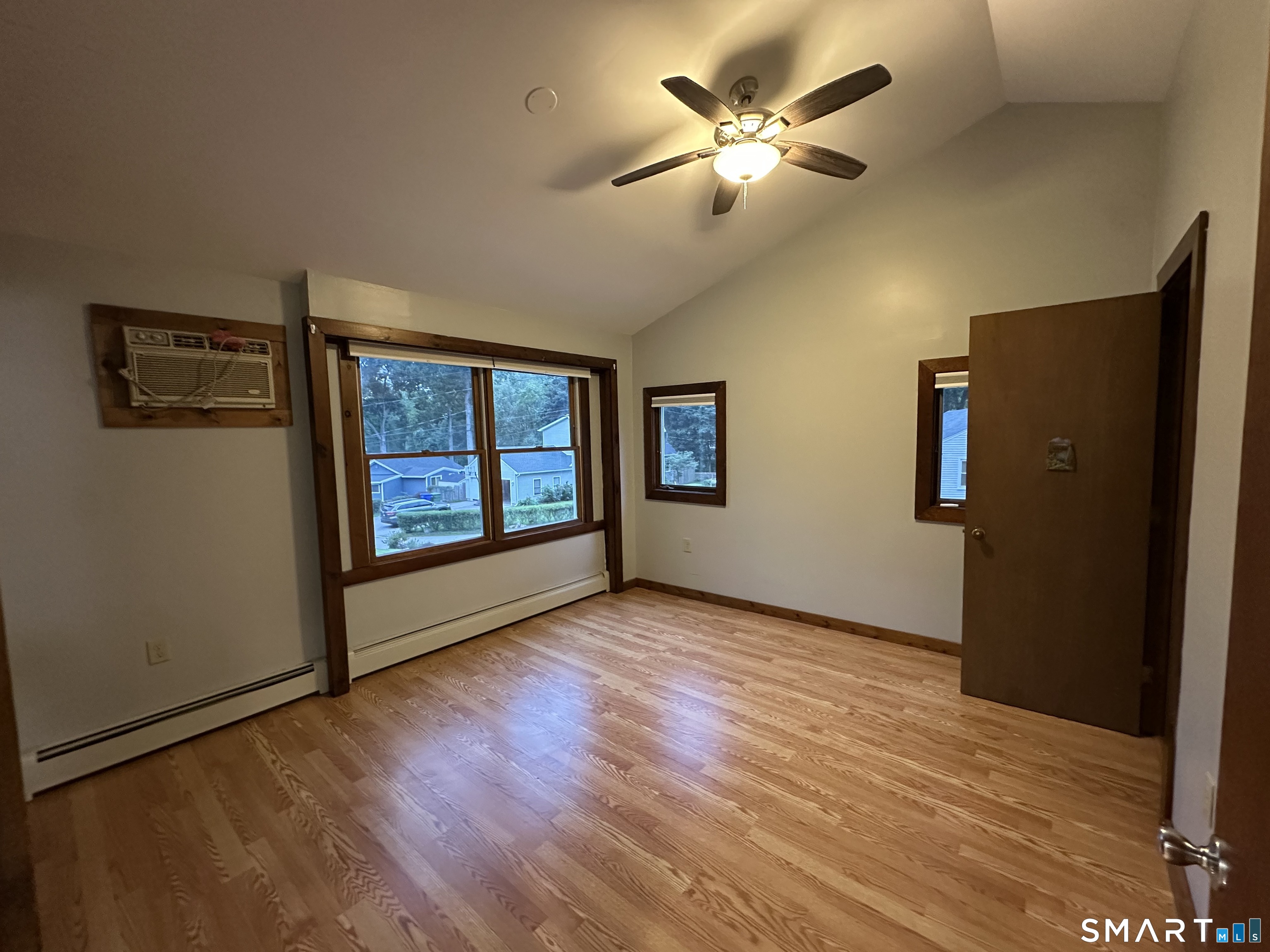 4 Ellis Road photo 13
