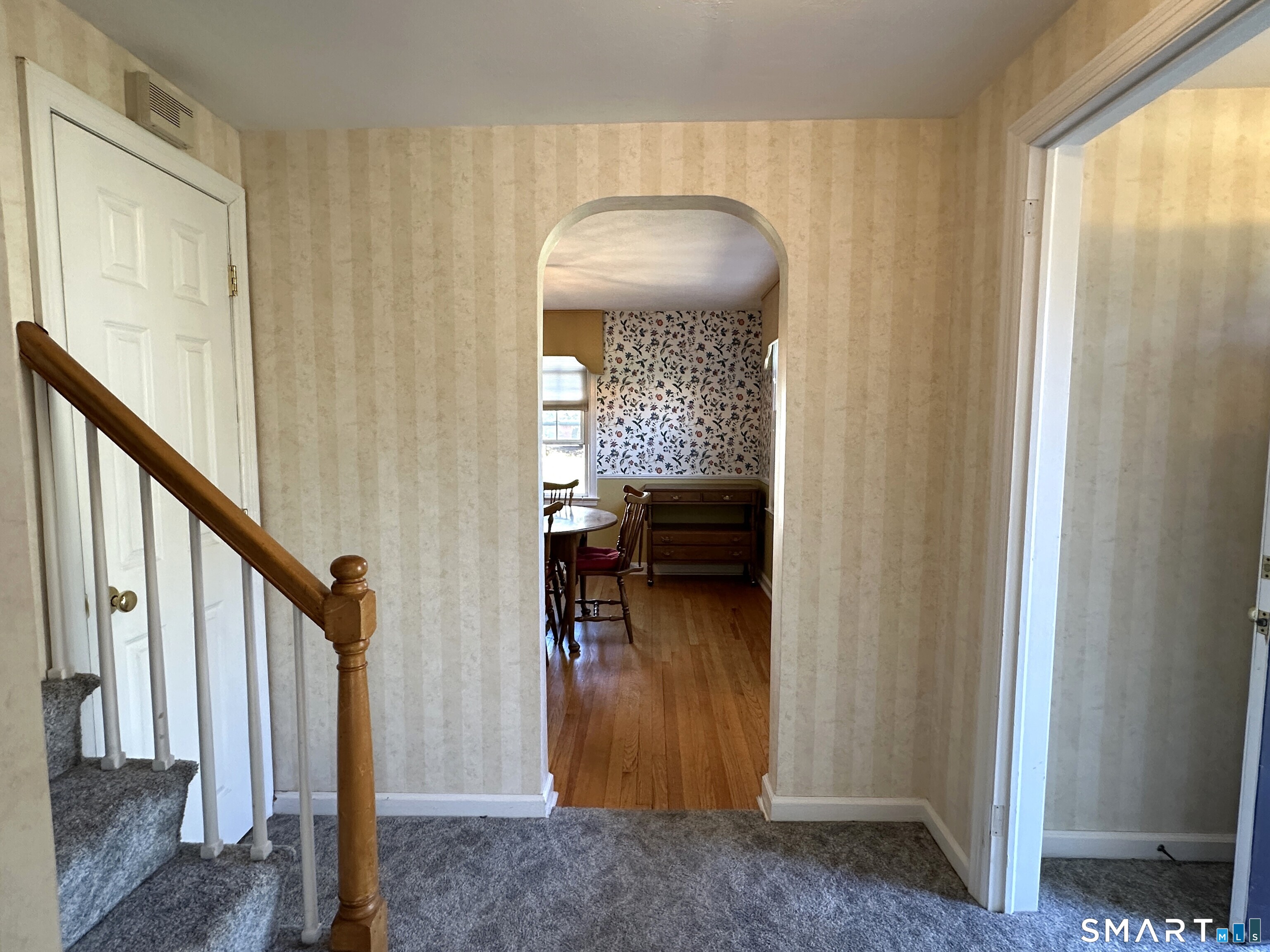 344 Alling Street photo 14