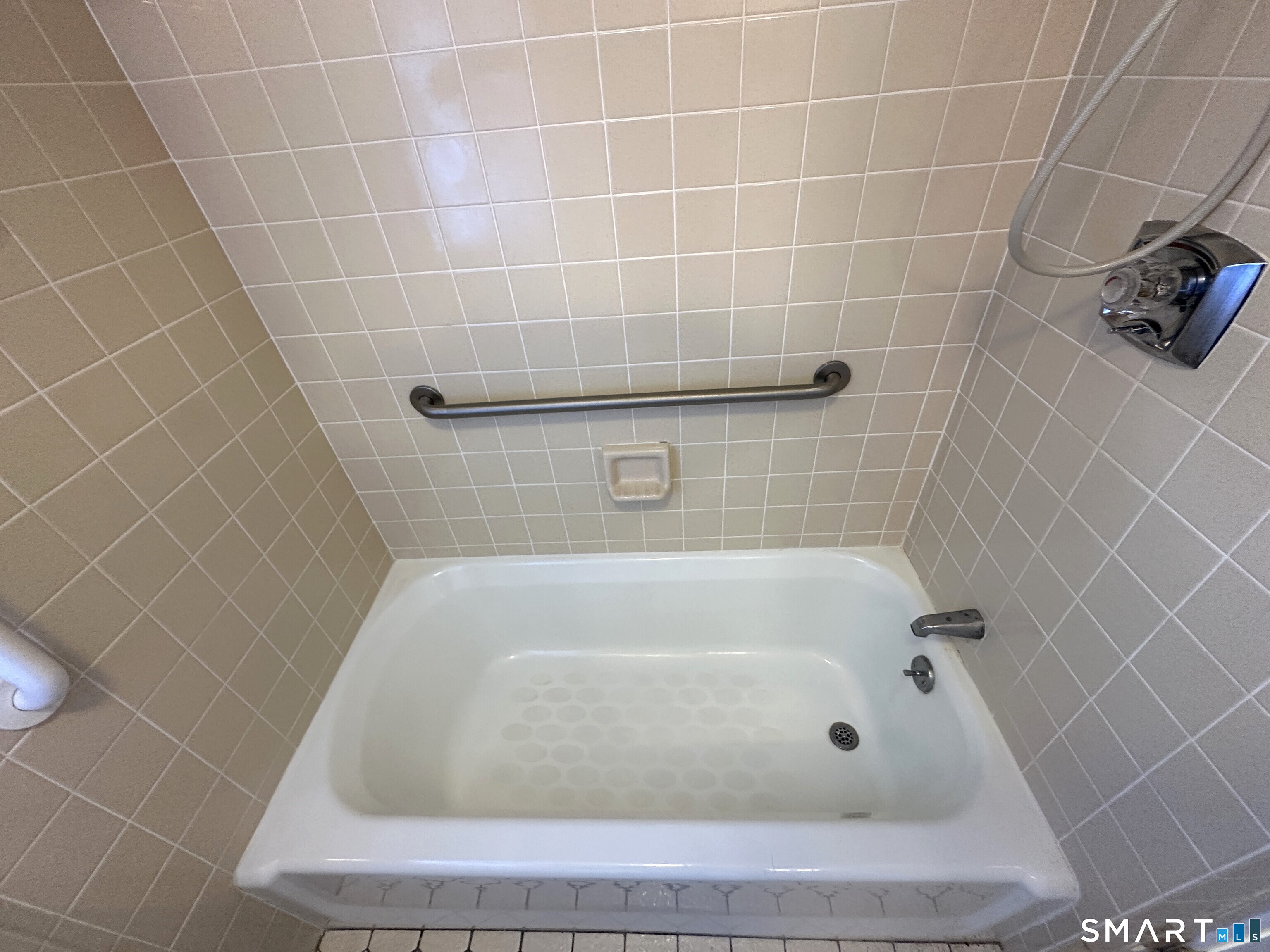 344 Alling Street photo 20