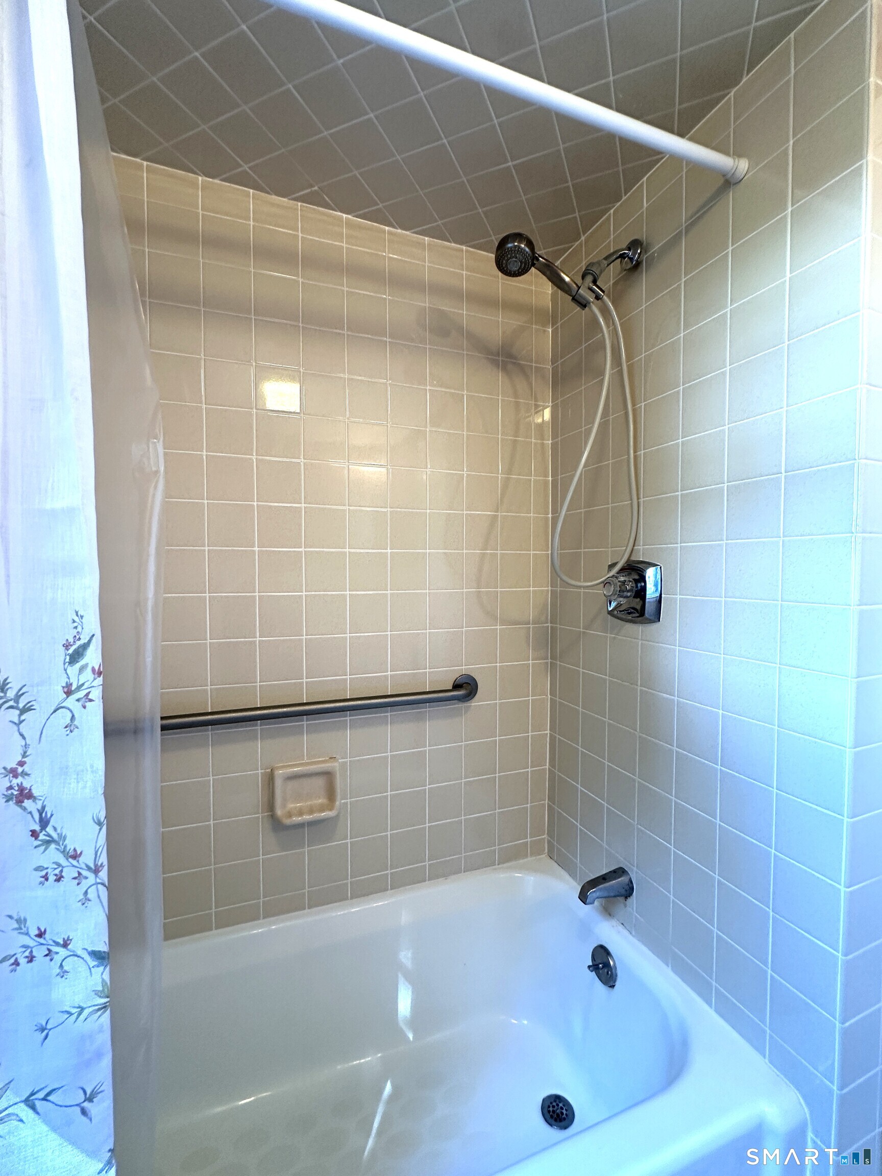 344 Alling Street photo 21