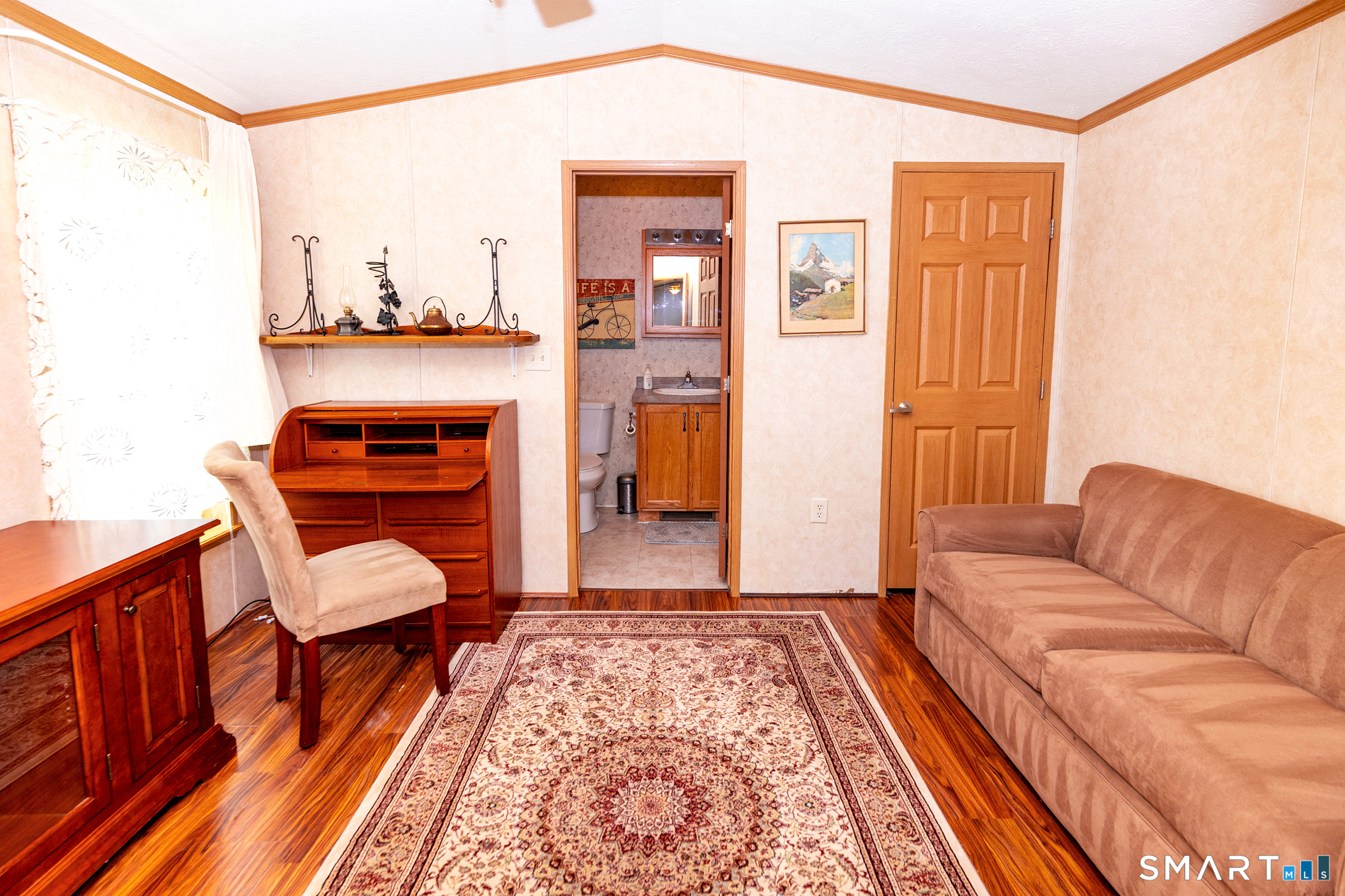 56 Sweetbriar Street photo 10