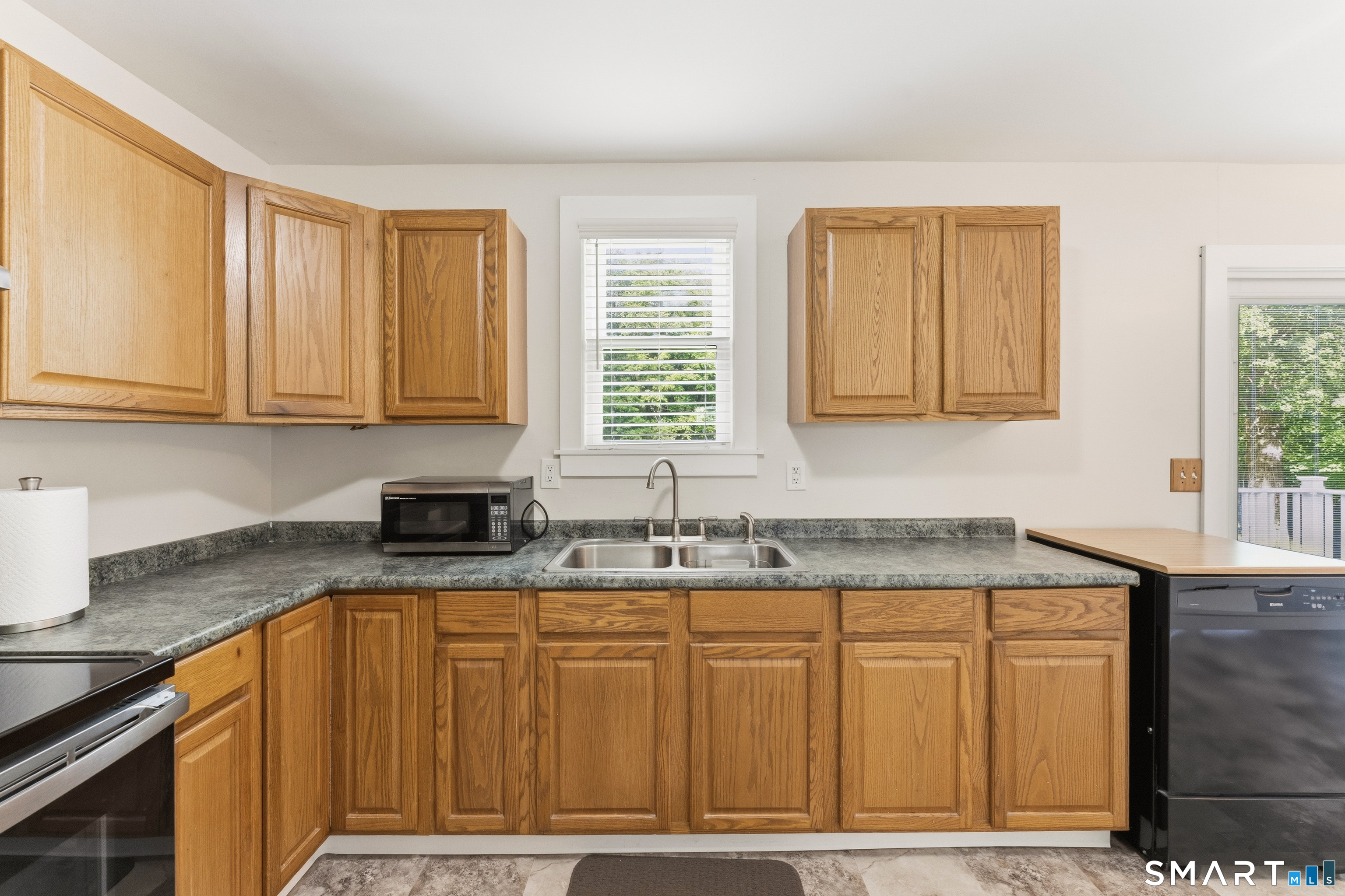 176 Geer Road photo 11