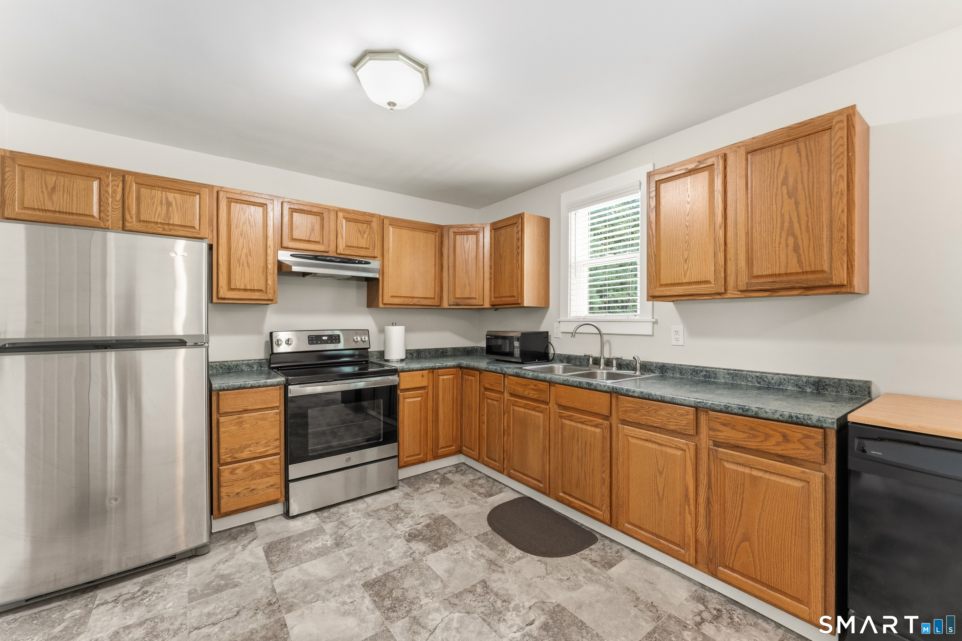 176 Geer Road photo 12