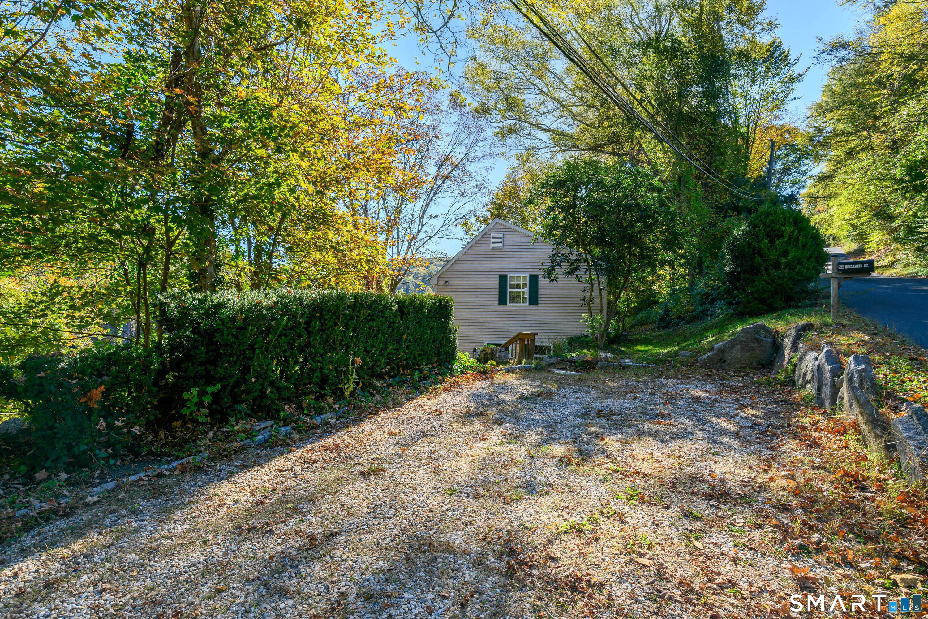 54 Farview Drive photo 4