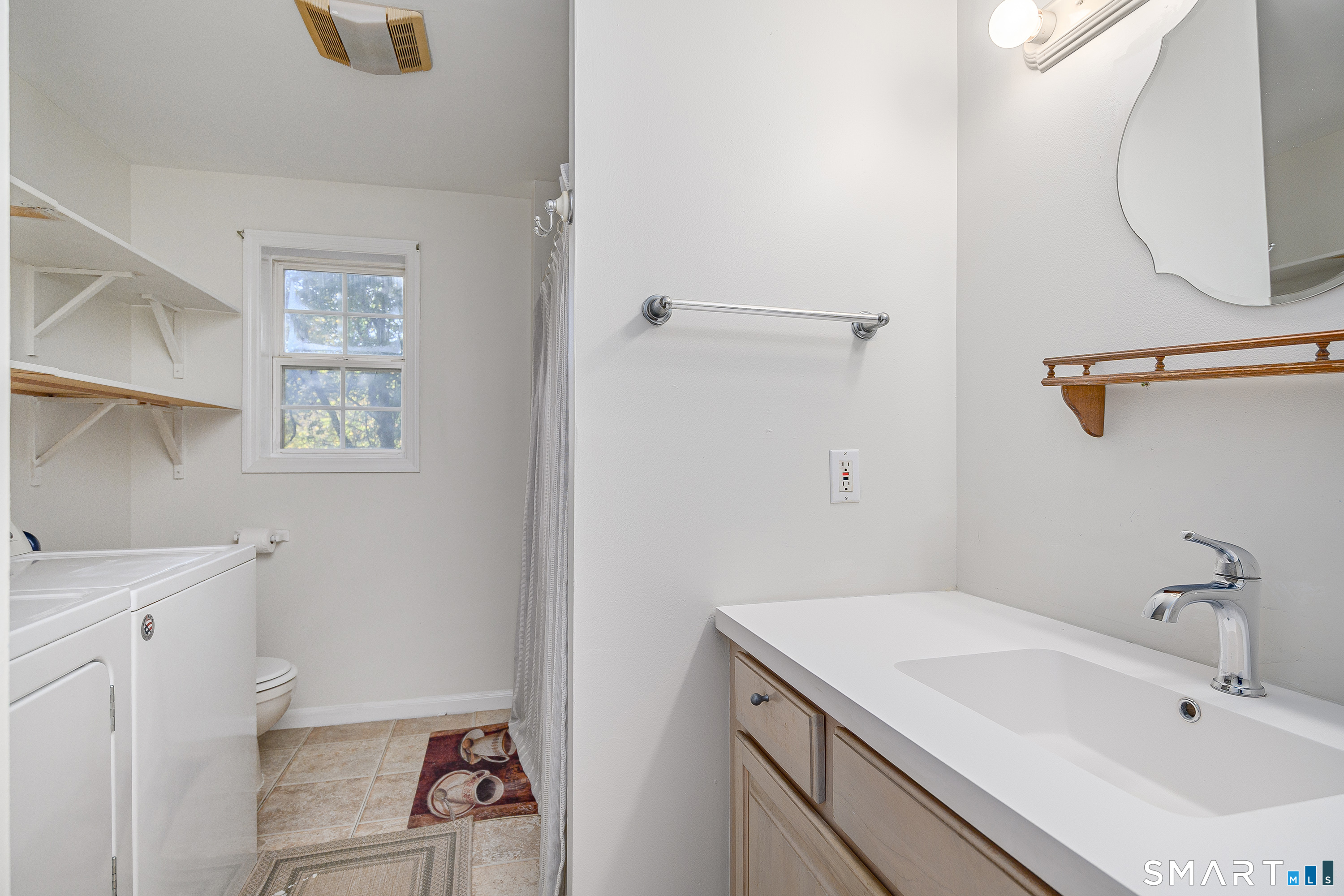 54 Farview Drive photo 12