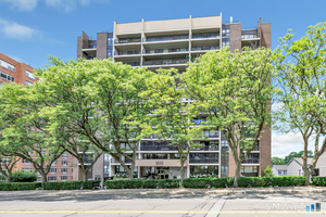 44 Strawberry Hill Avenue, Unit 9A