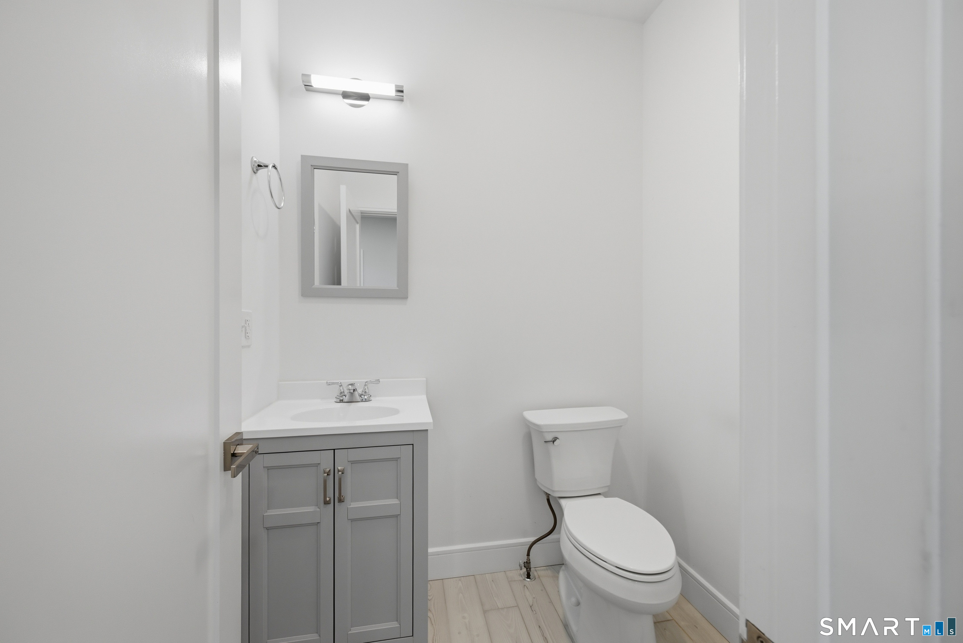 28-A Jefferson Avenue photo 9
