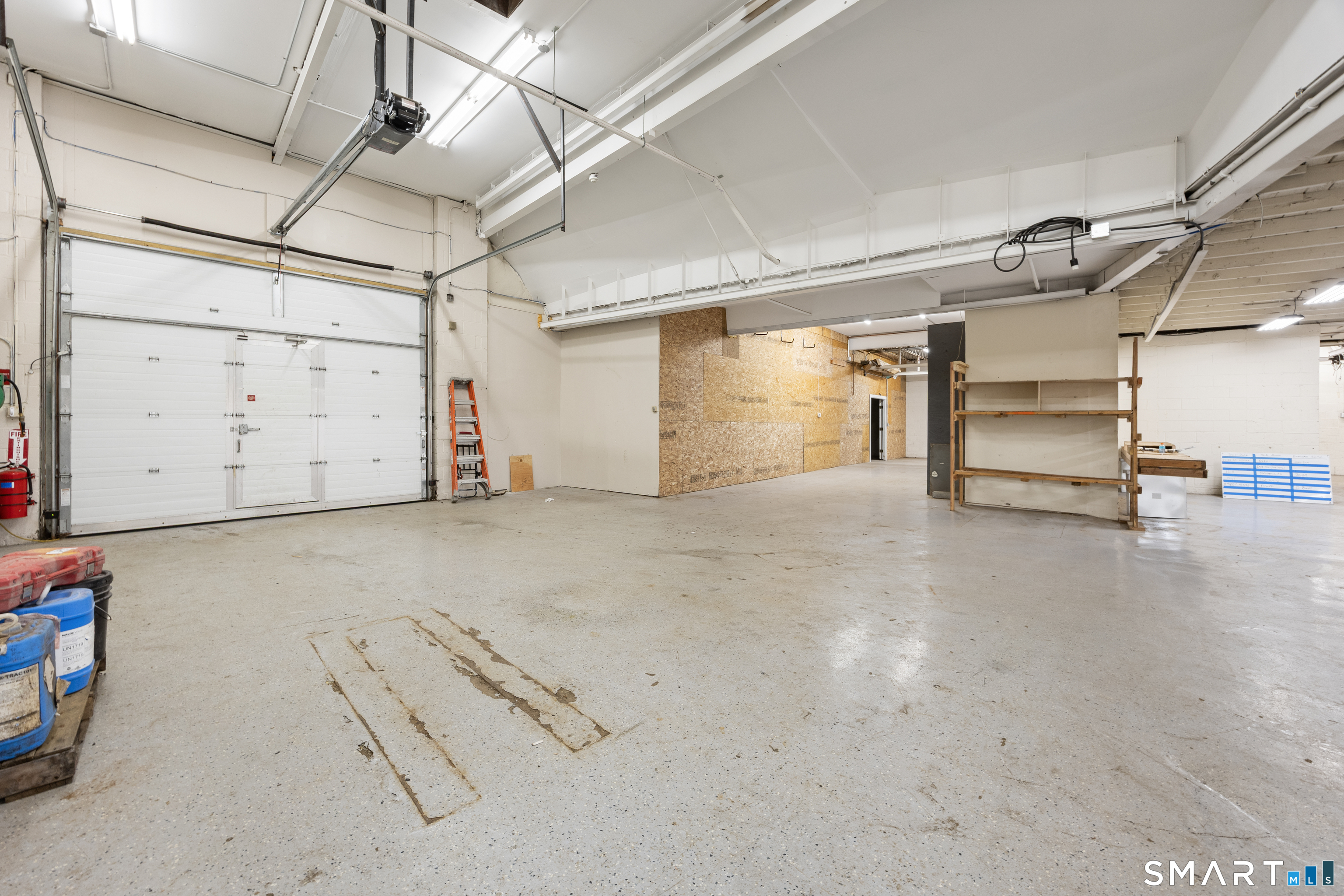 400 Riverside Avenue photo 10