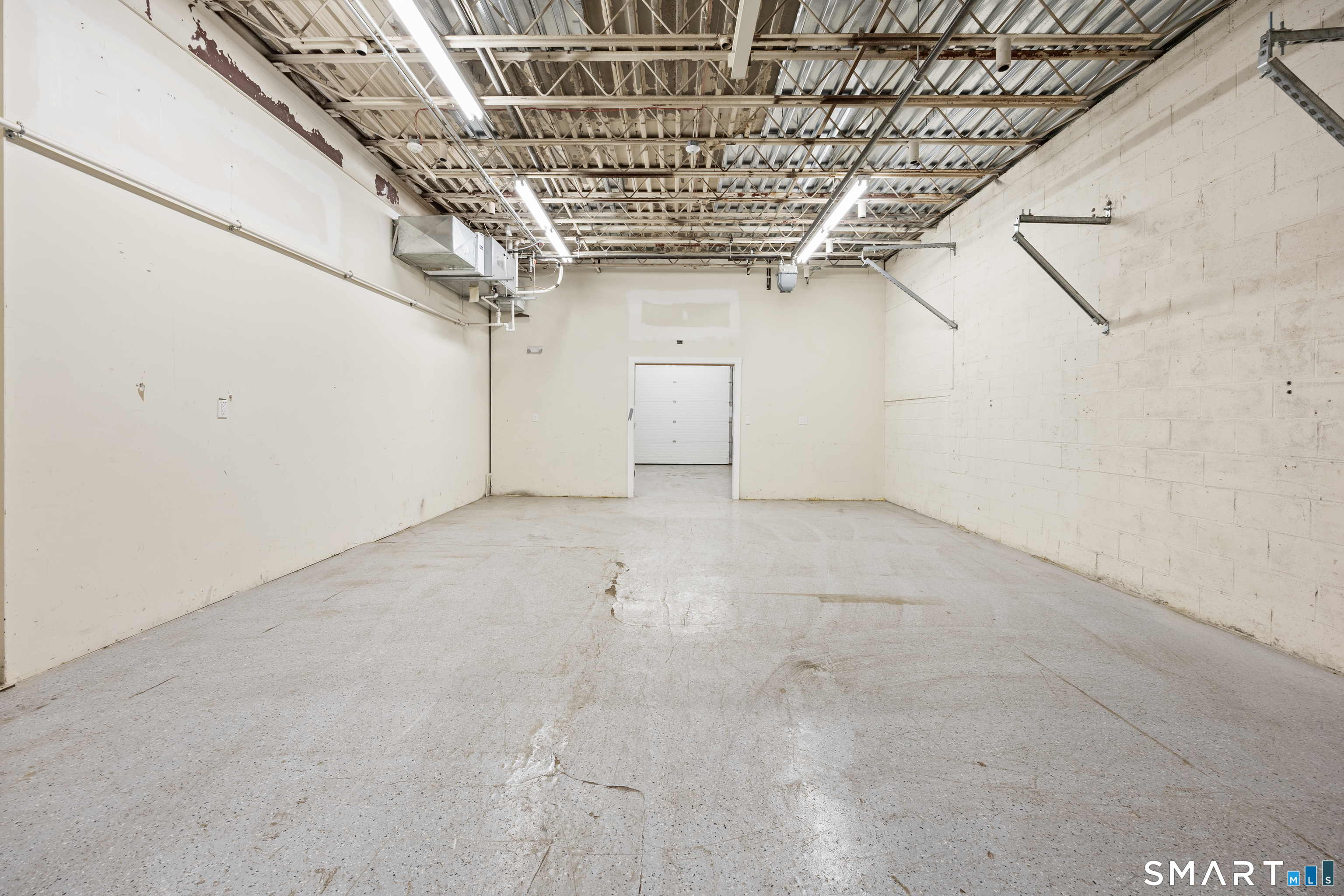 400 Riverside Avenue photo 12