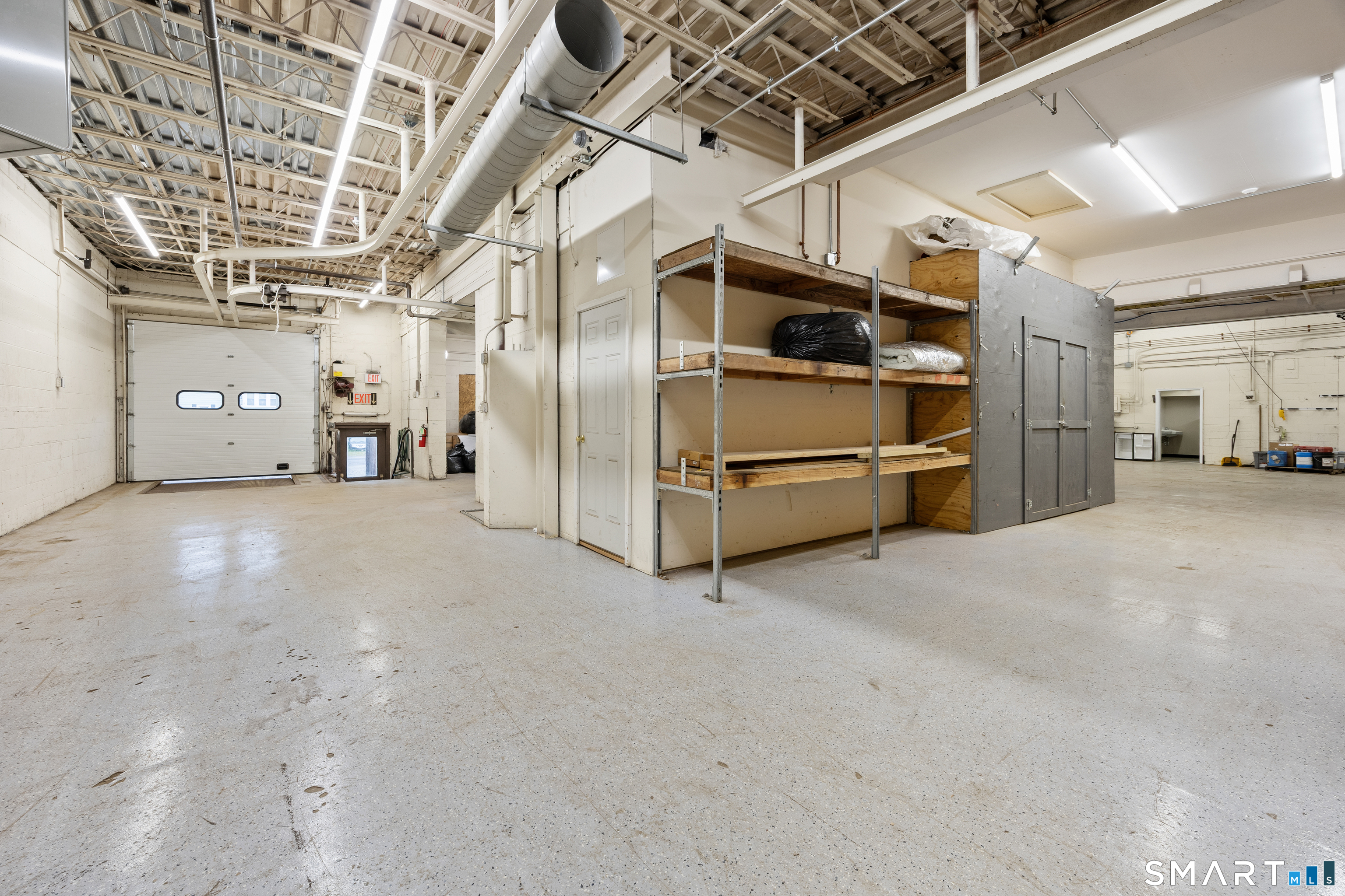 400 Riverside Avenue photo 11