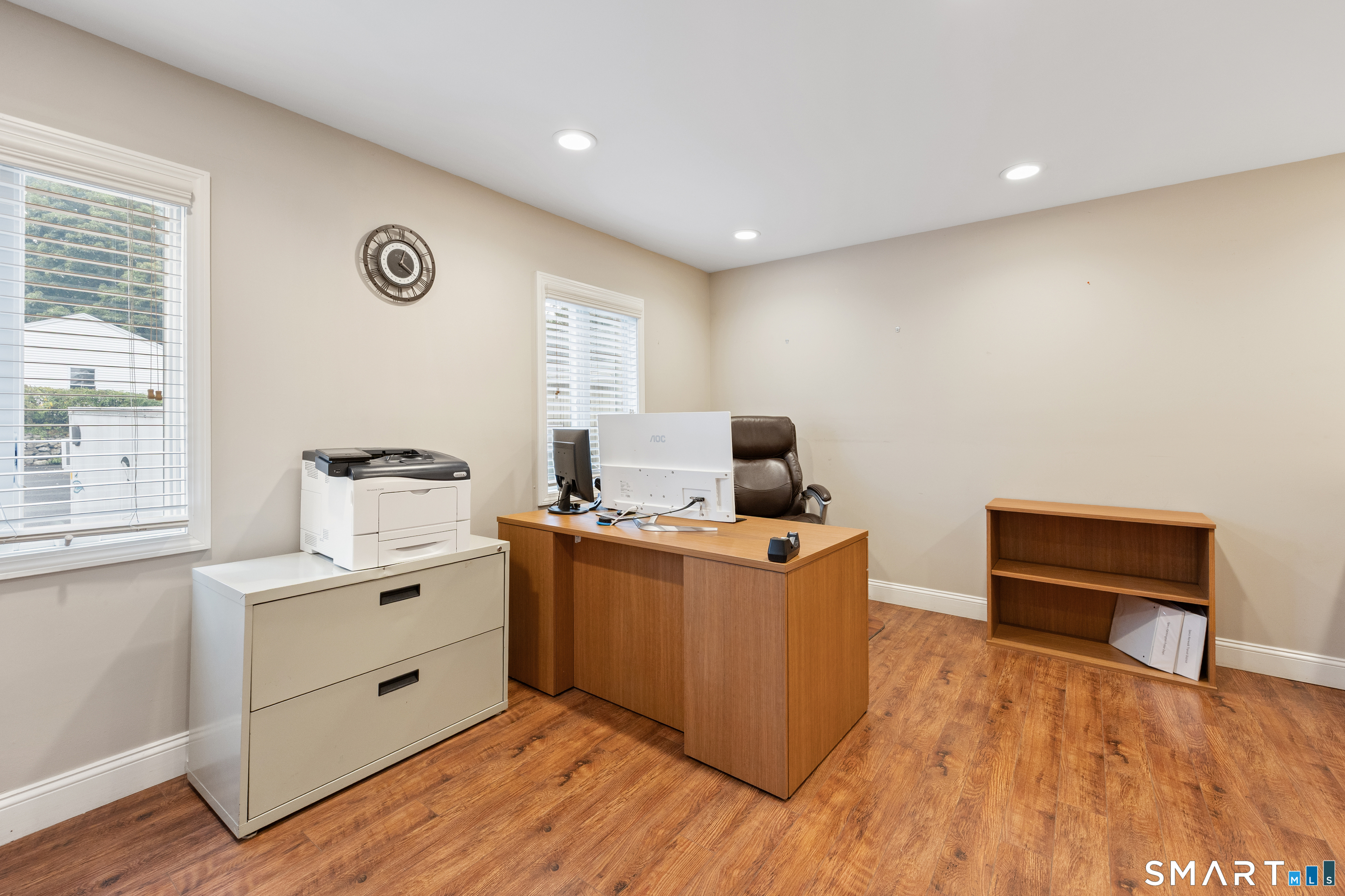 400 Riverside Avenue photo 21