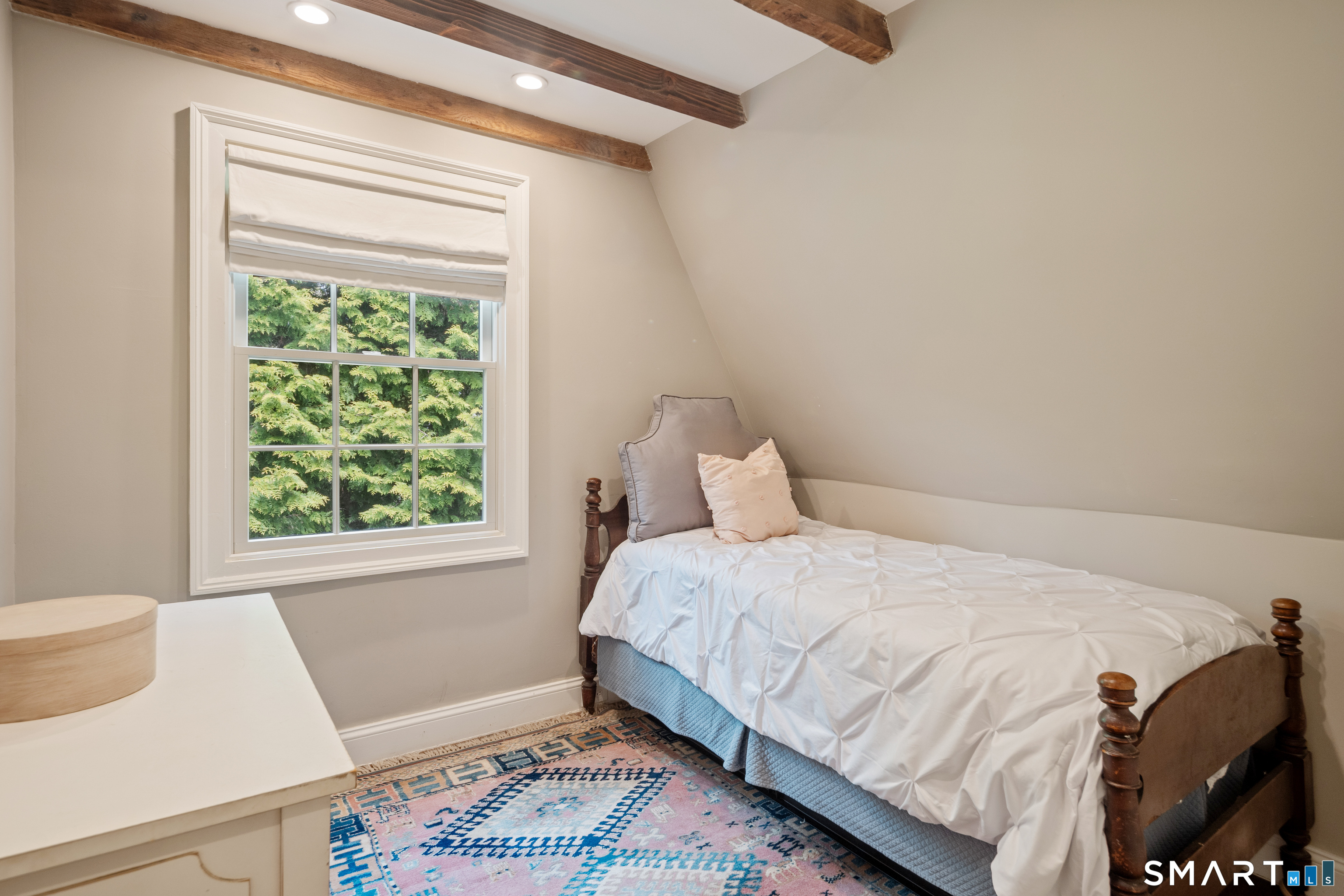 28 Bulkley Avenue North photo 25