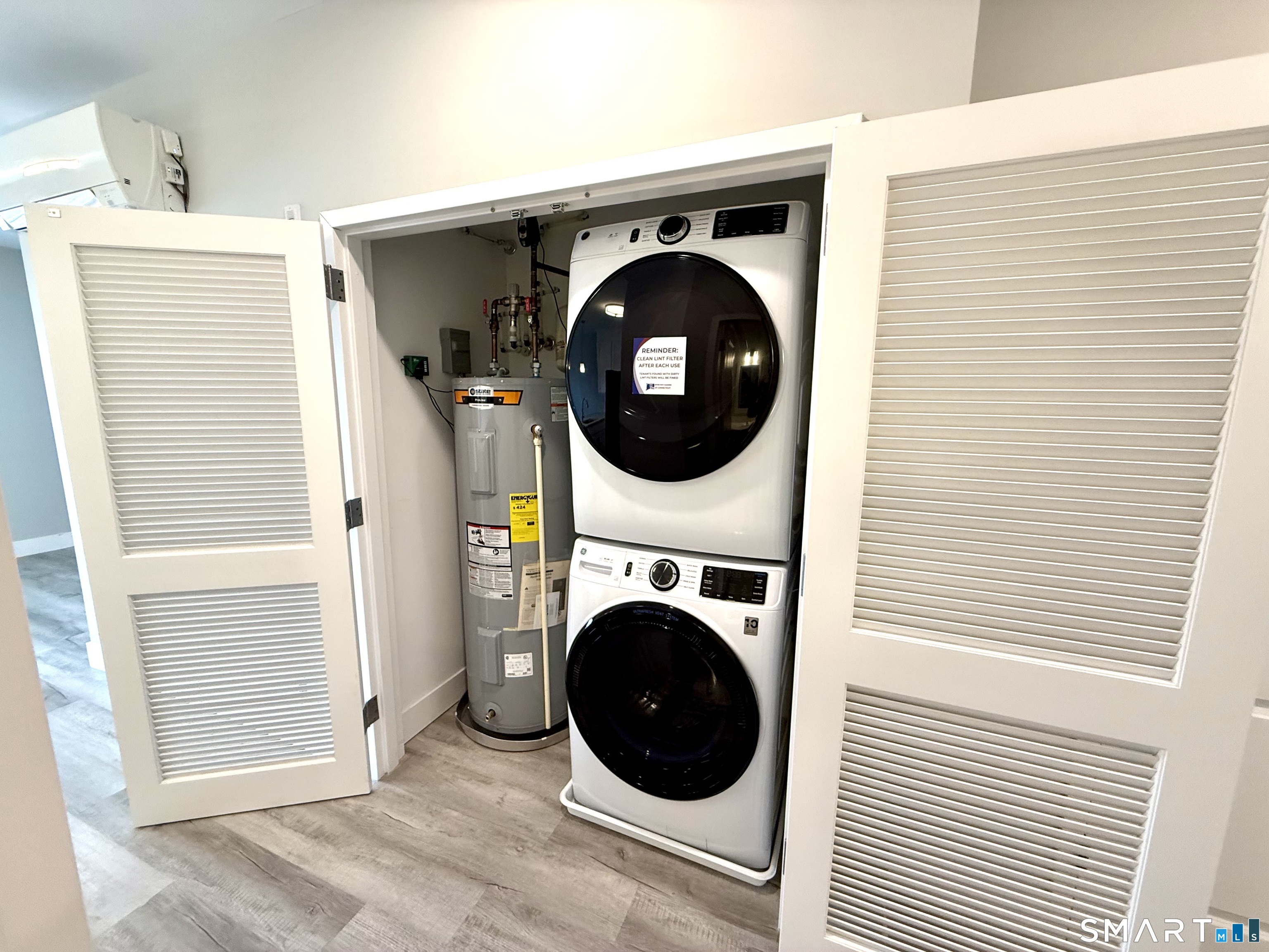 502 Howe Avenue Unit #206 photo 9