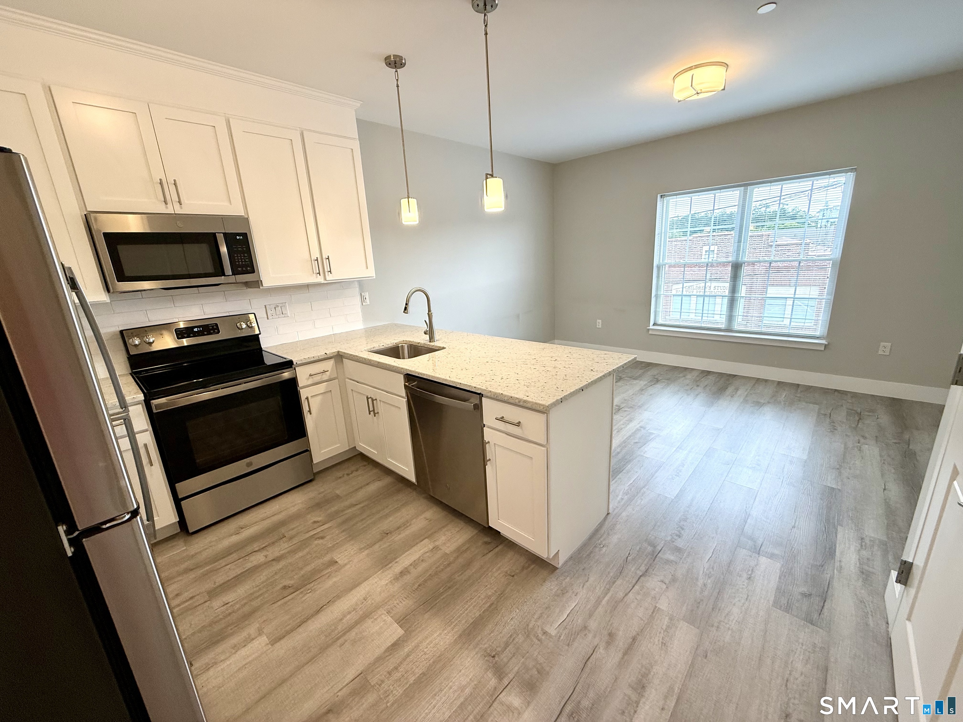 502 Howe Avenue Unit #206 photo 12