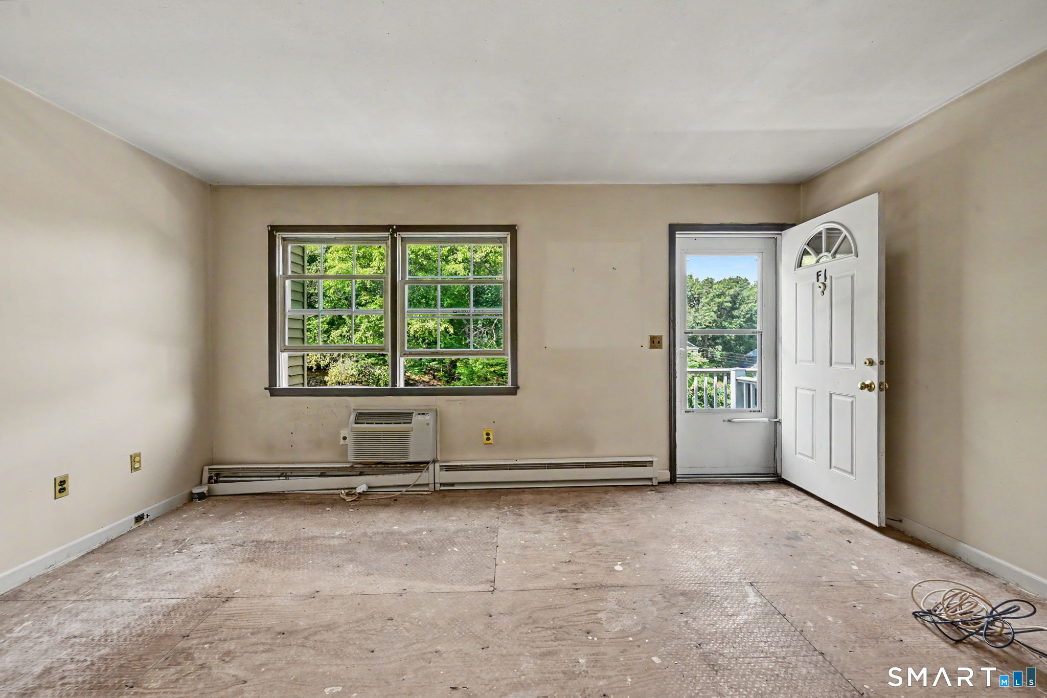 12 Camelot Drive, Norwalk, Connecticut photo 5