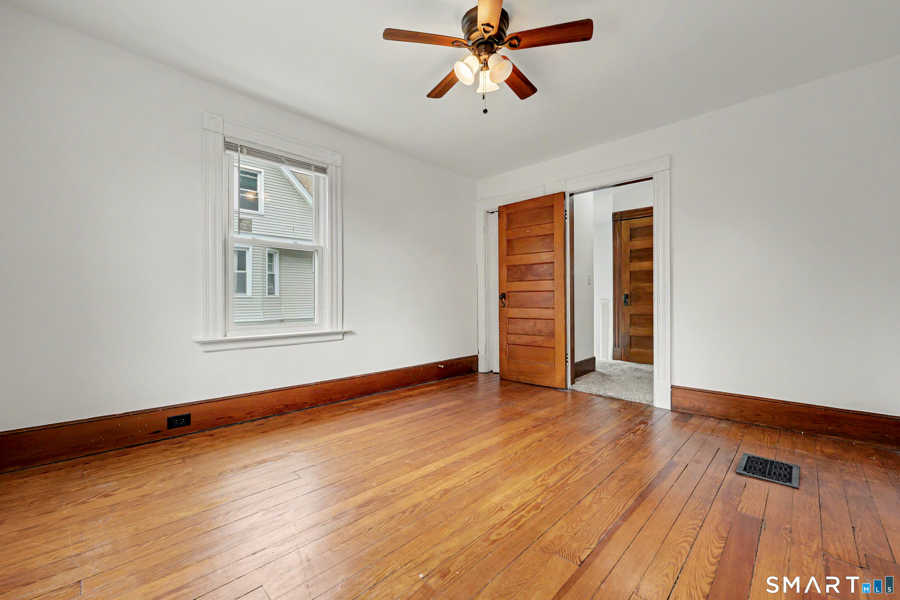 24 Beacon Street photo 20
