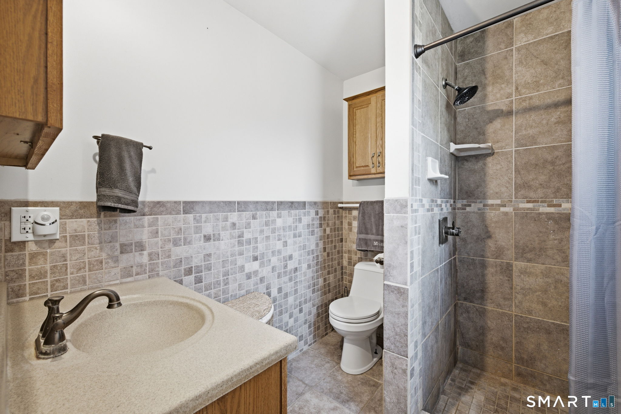16 Circle Drive photo 20