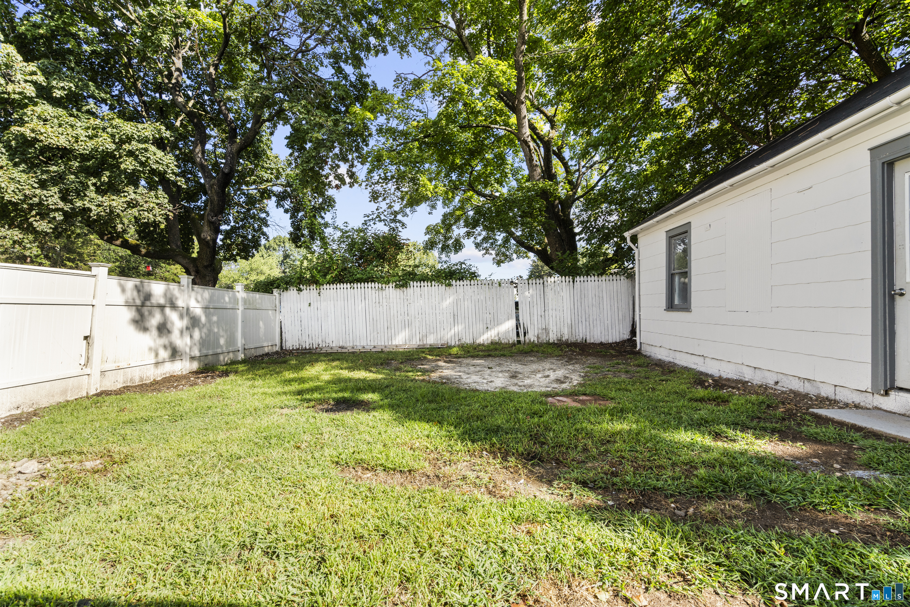 35 Pease Street photo 27