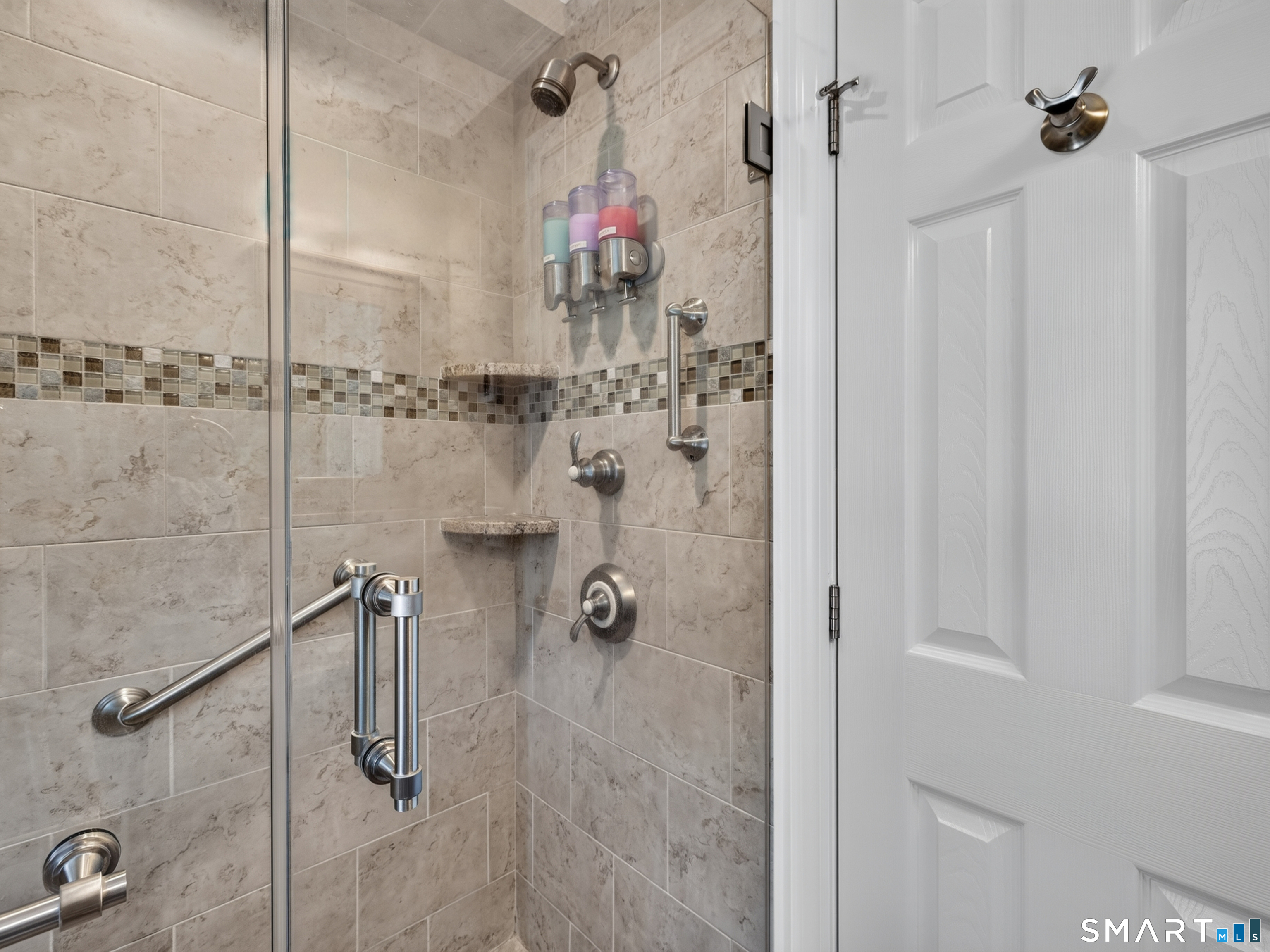 30 Neptune Drive photo 22