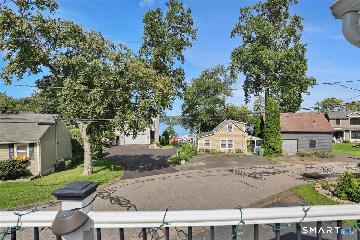 16 Hawthorne Road photo 21