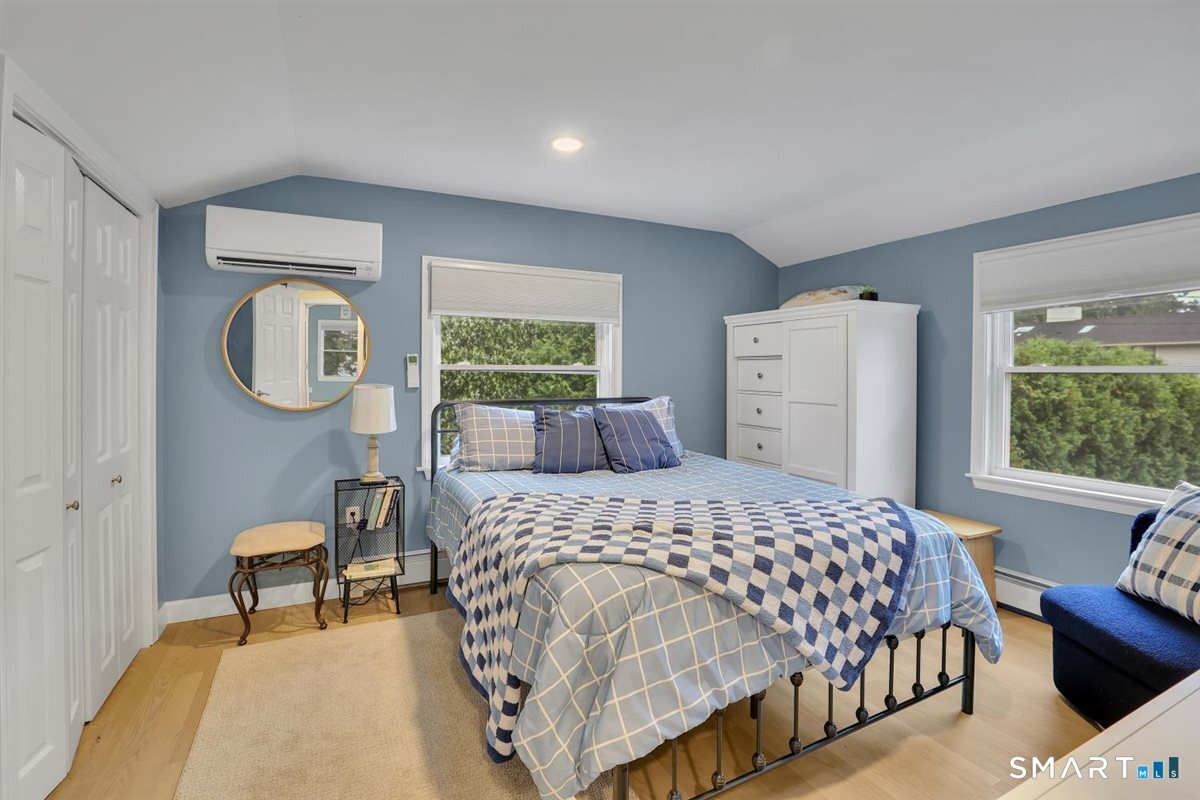 16 Hawthorne Road photo 25