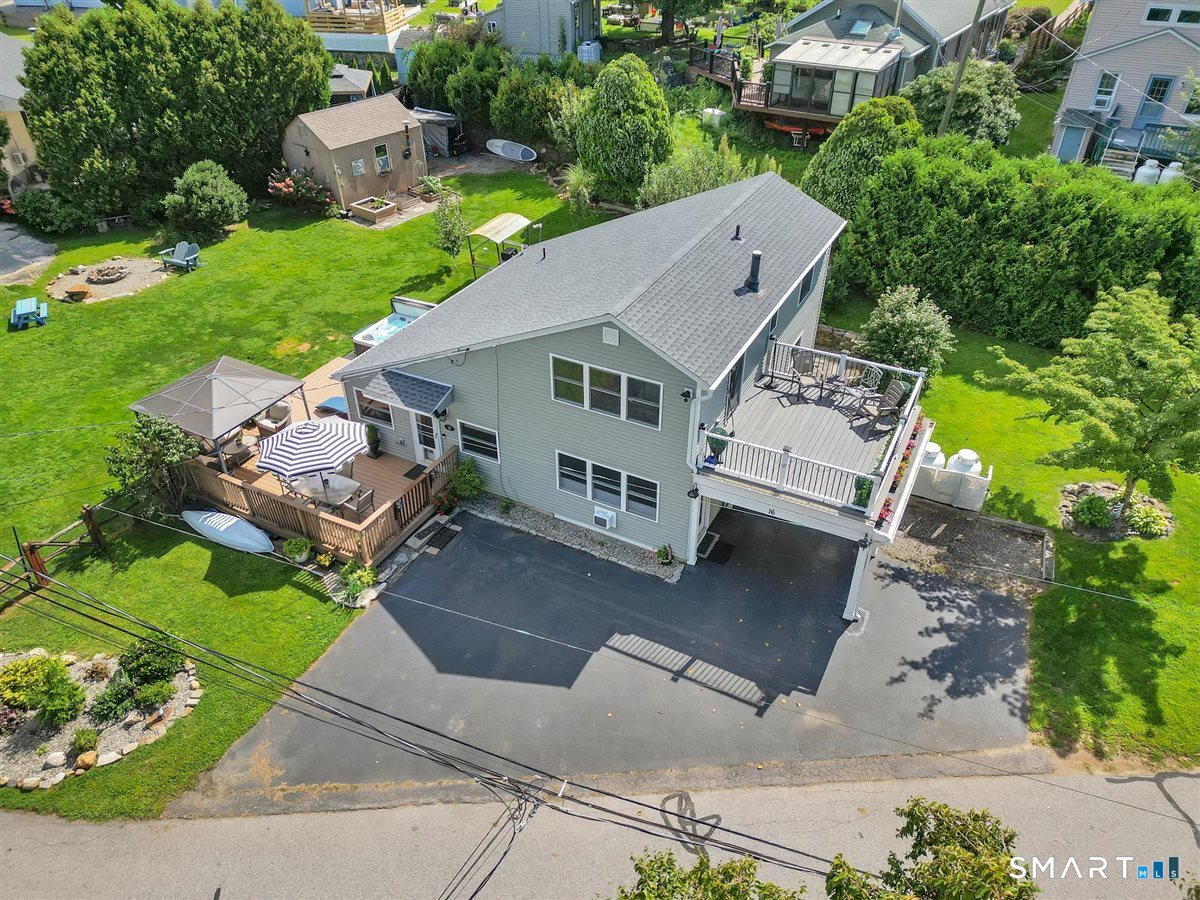 16 Hawthorne Road photo 35