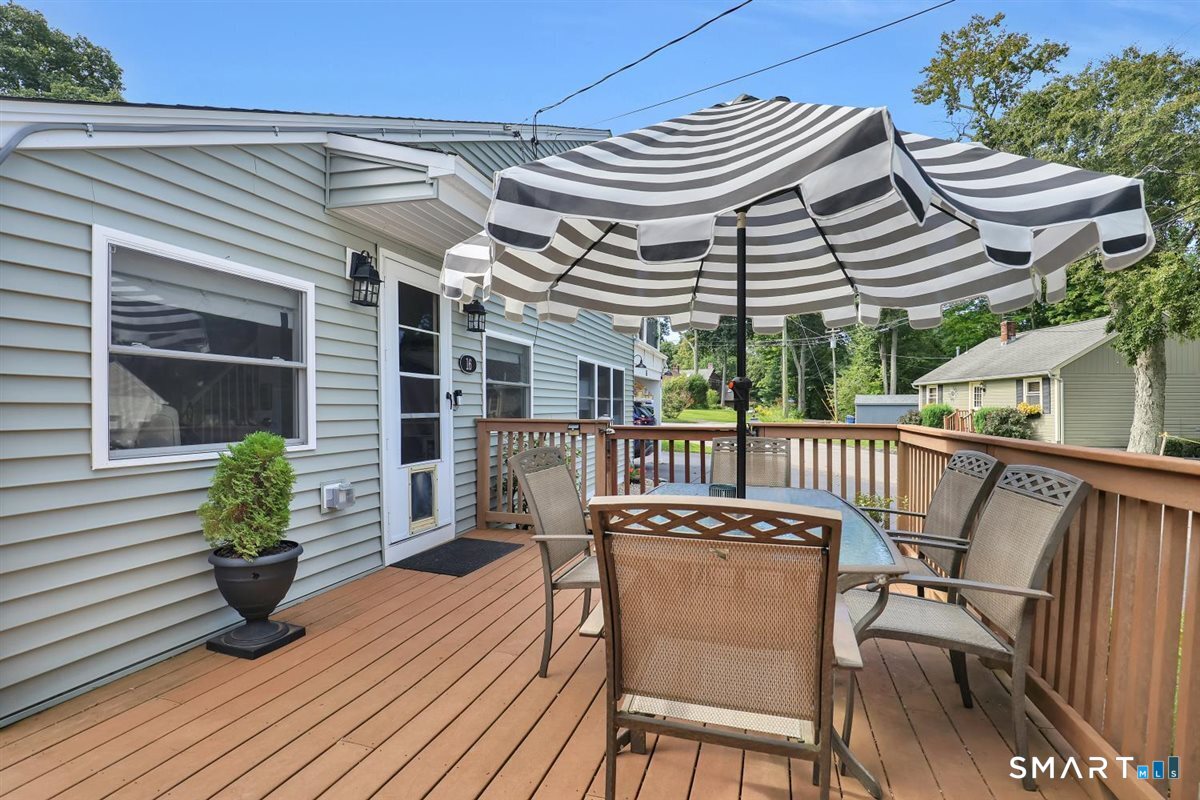 16 Hawthorne Road photo 27