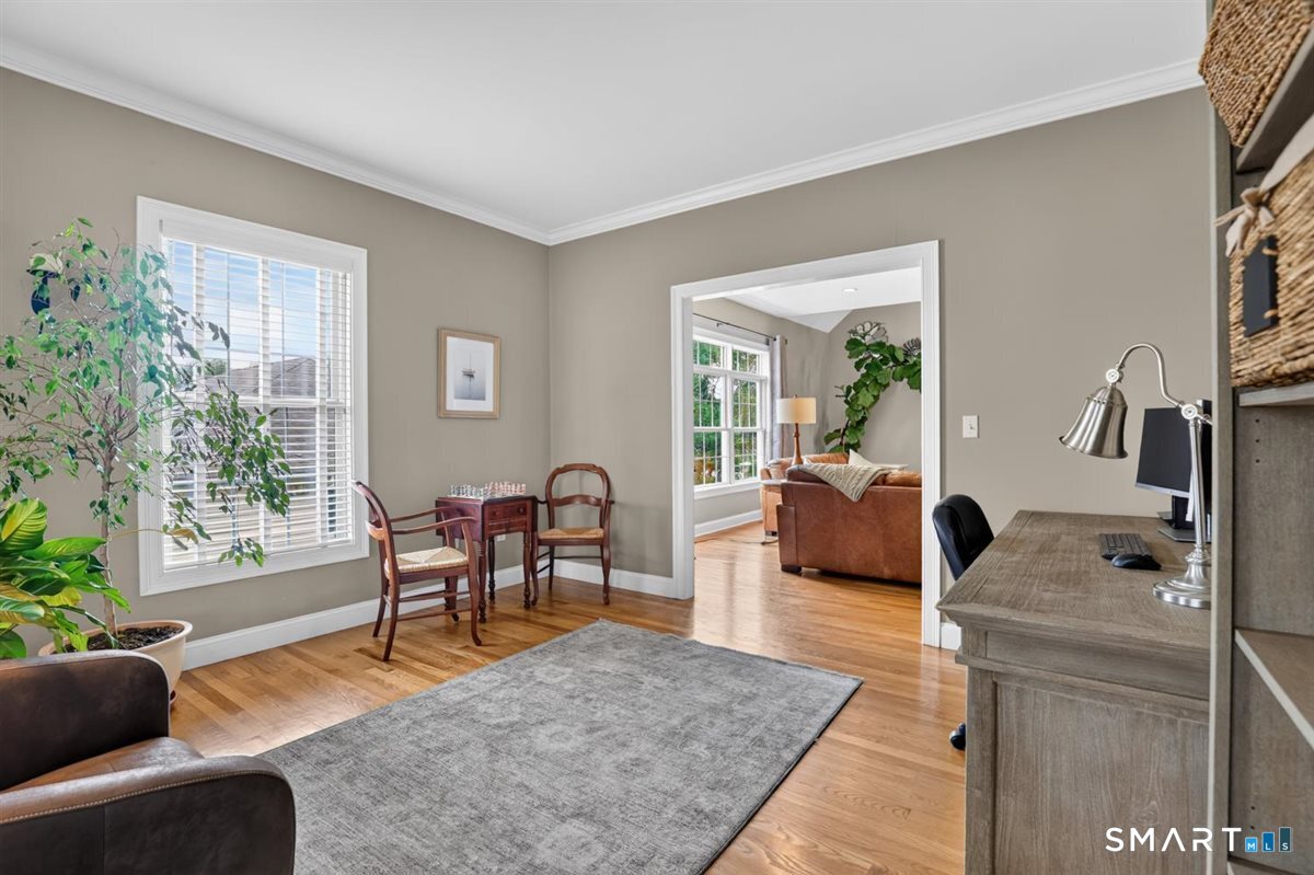 17 Knoll Lane photo 10