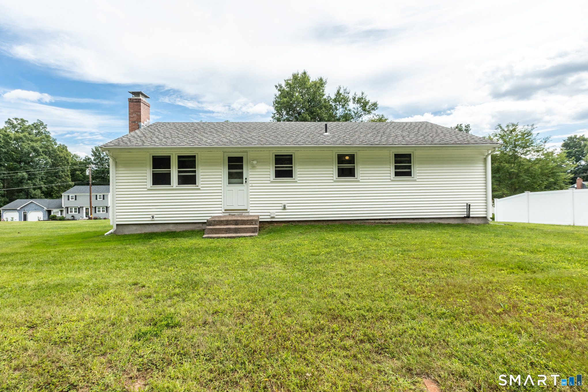 8 Geraldine Drive photo 36