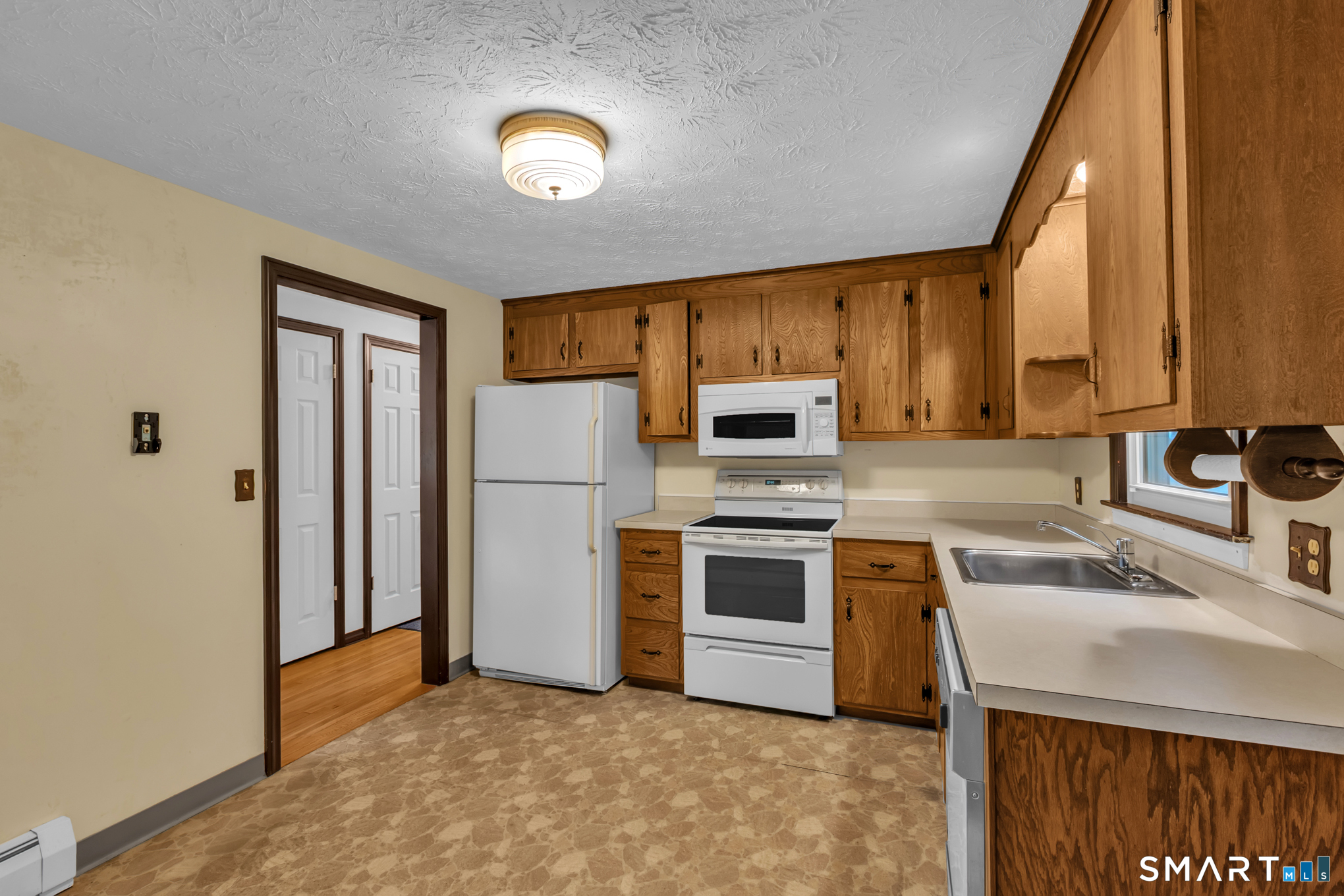 8 Geraldine Drive photo 13