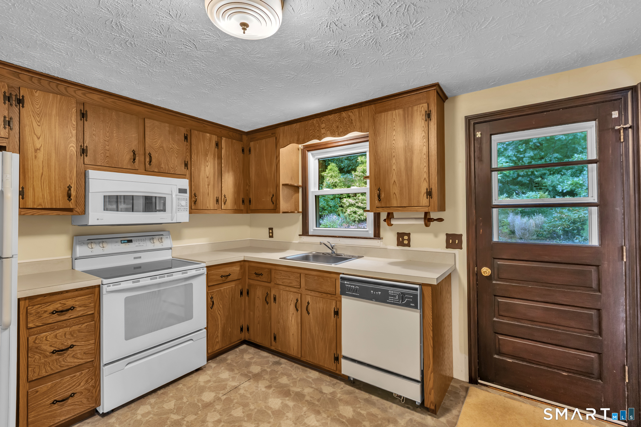 8 Geraldine Drive photo 14