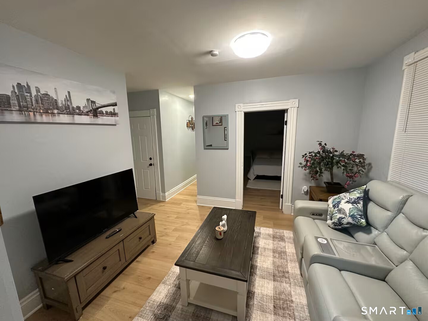 63 Whitmore Street photo 16